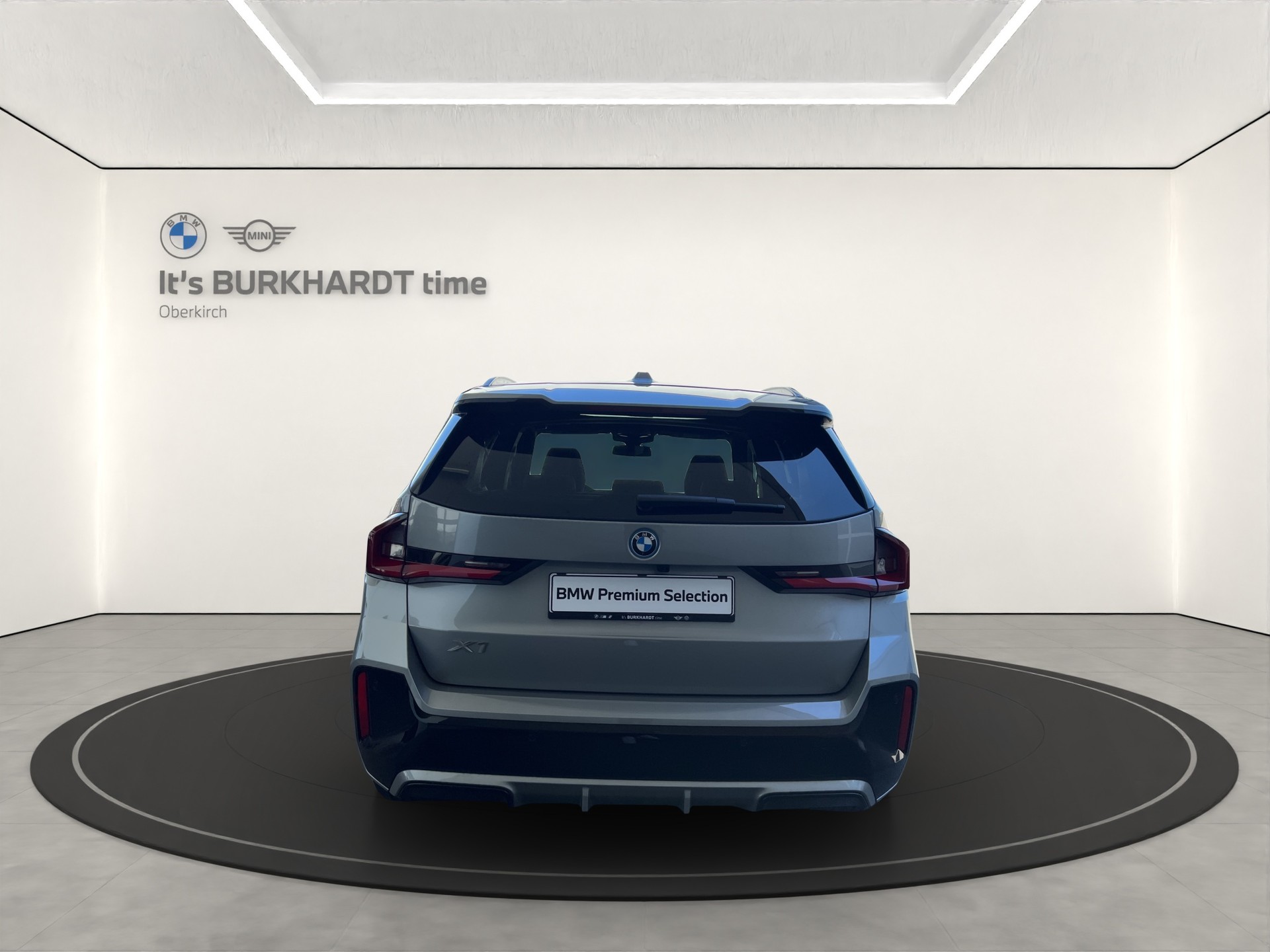 BMW X1 xDrive 30e M Sport-showroom-element-3