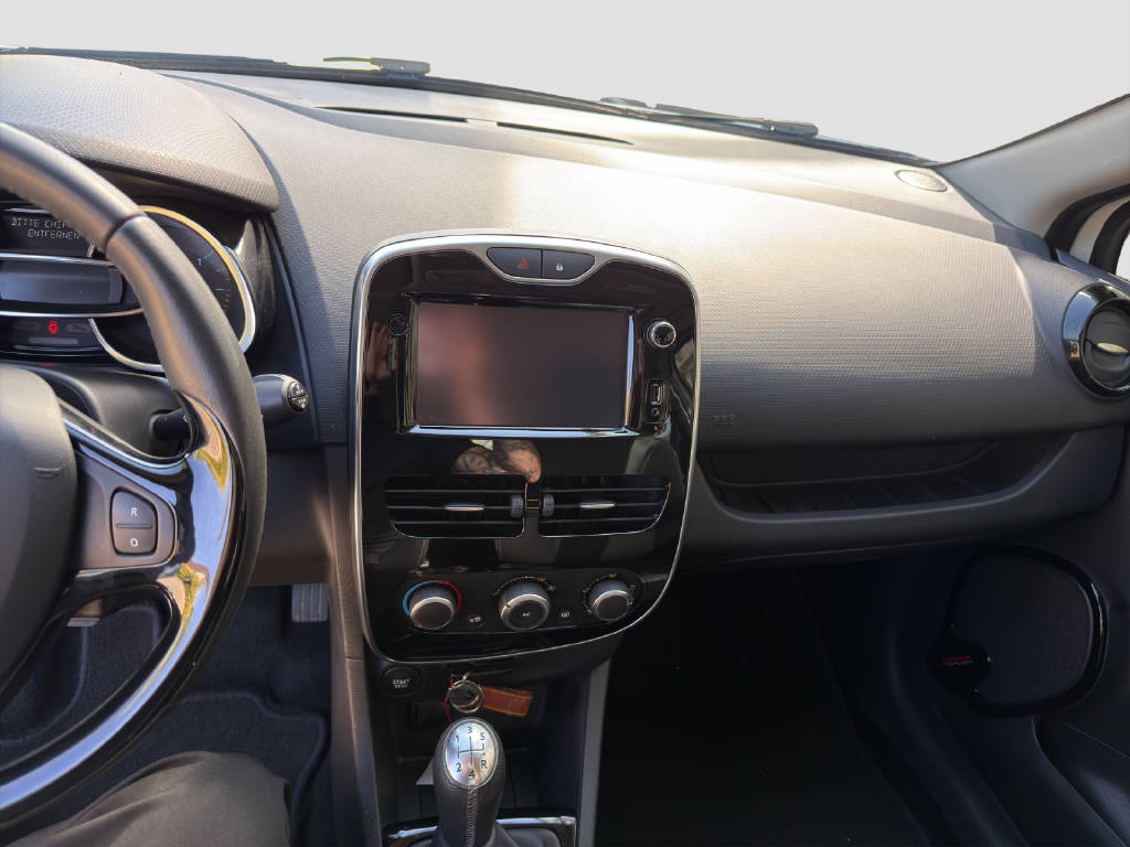 RENAULT Clio 0.9 TCe Expression S/S-image-9