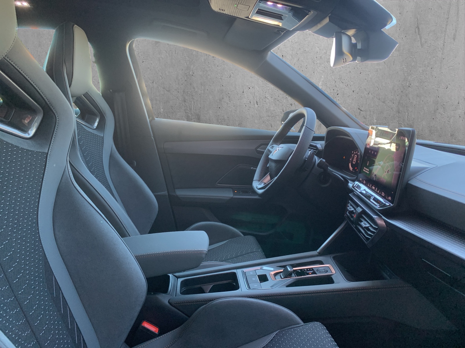 CUPRA Formentor 2.5TSI 4Drive DSG Black Edition *Firmeneinlösung*-image-11
