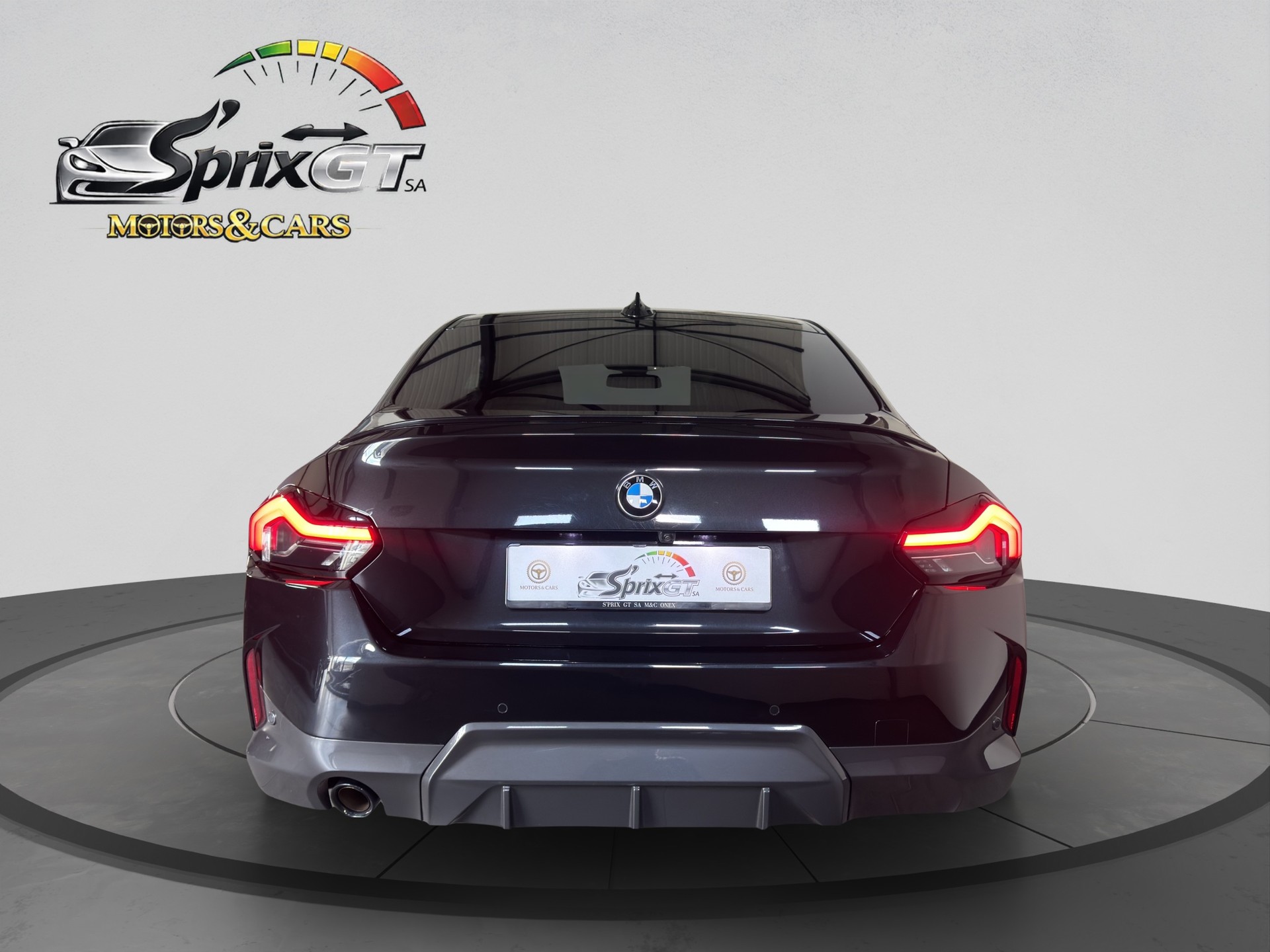 BMW 220d M Sport Pro-showroom-element-3