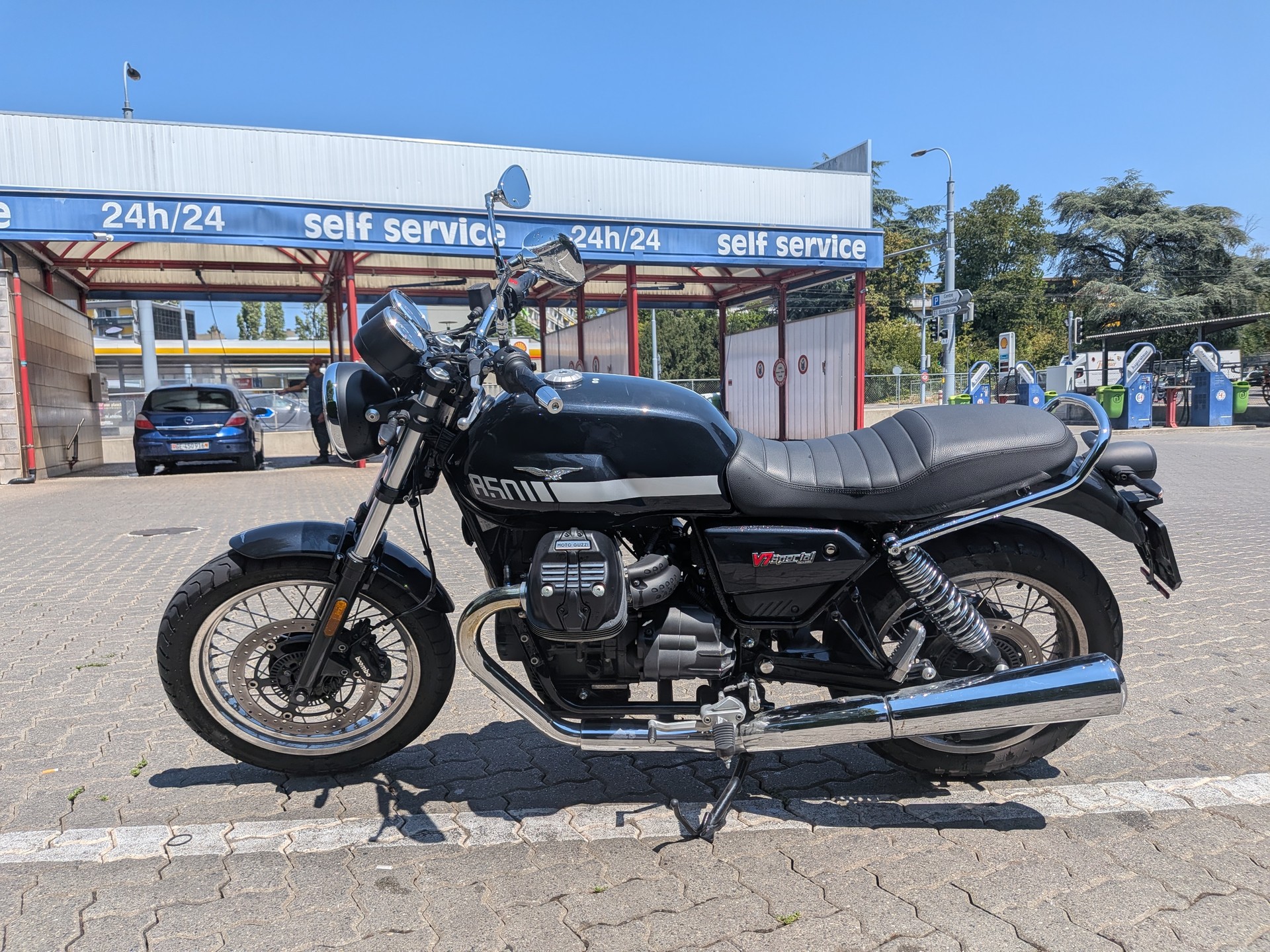 MOTO GUZZI V7 IV 850 Special-image-5
