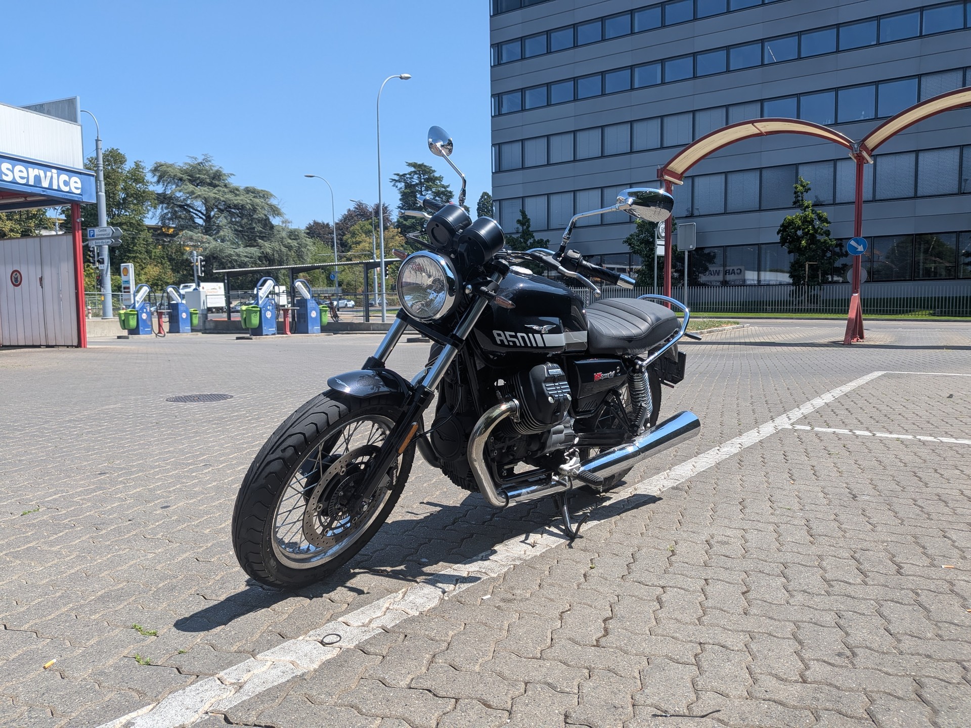 MOTO GUZZI V7 IV 850 Special-image-0