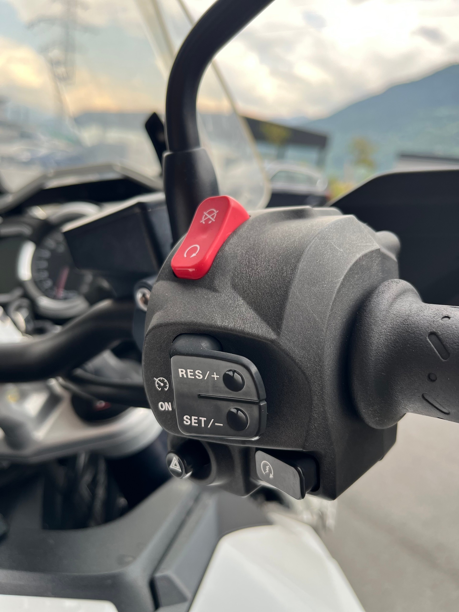TRIUMPH Tiger 1200 Explorer XRX ABS-image-10