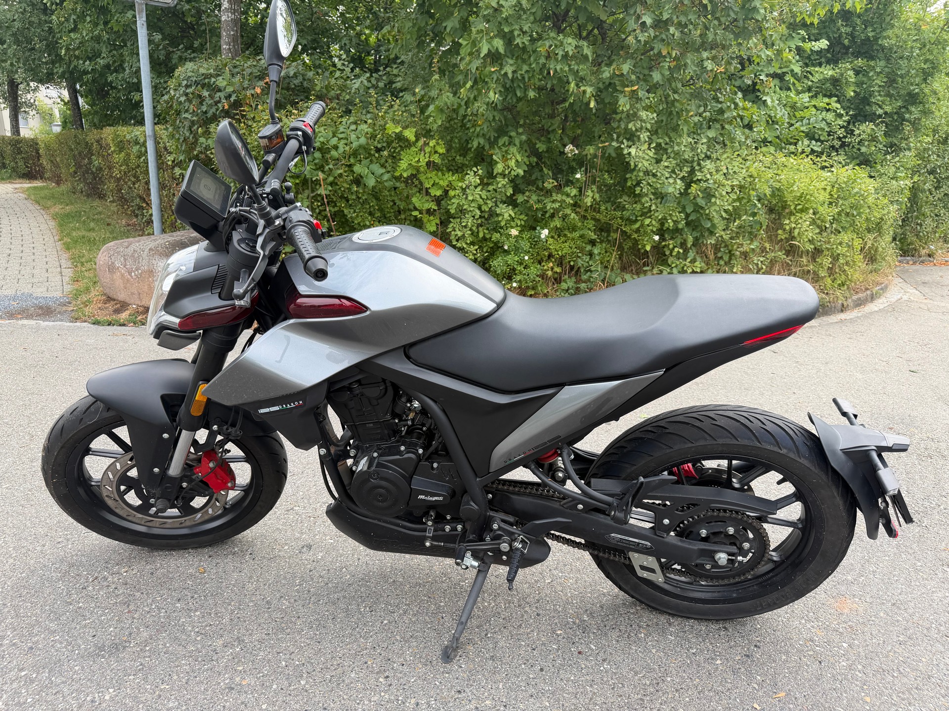 MALAGUTI Drakon 125 ABS-image-1