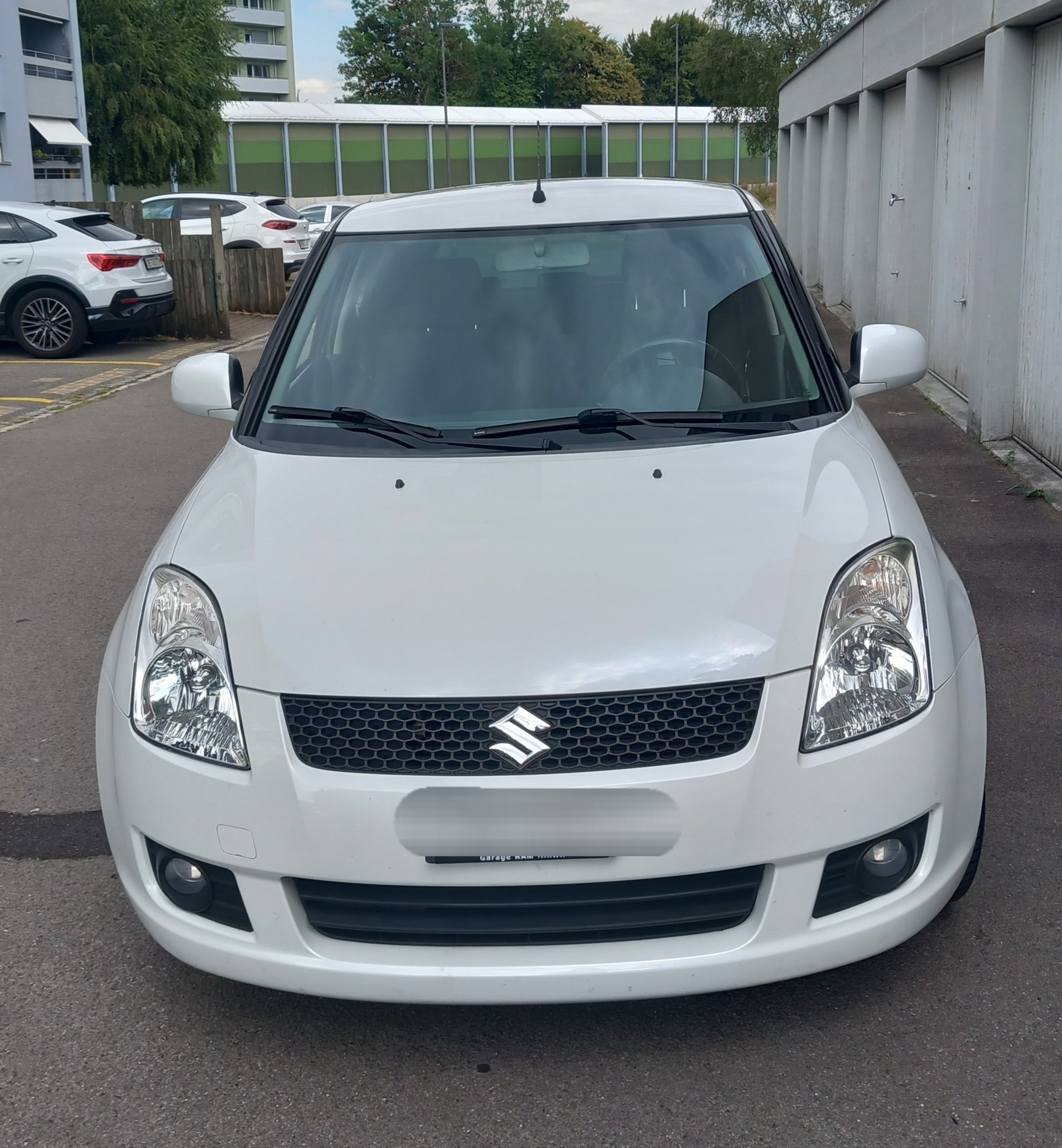 SUZUKI Swift 1.5i 16V VVT GL Top