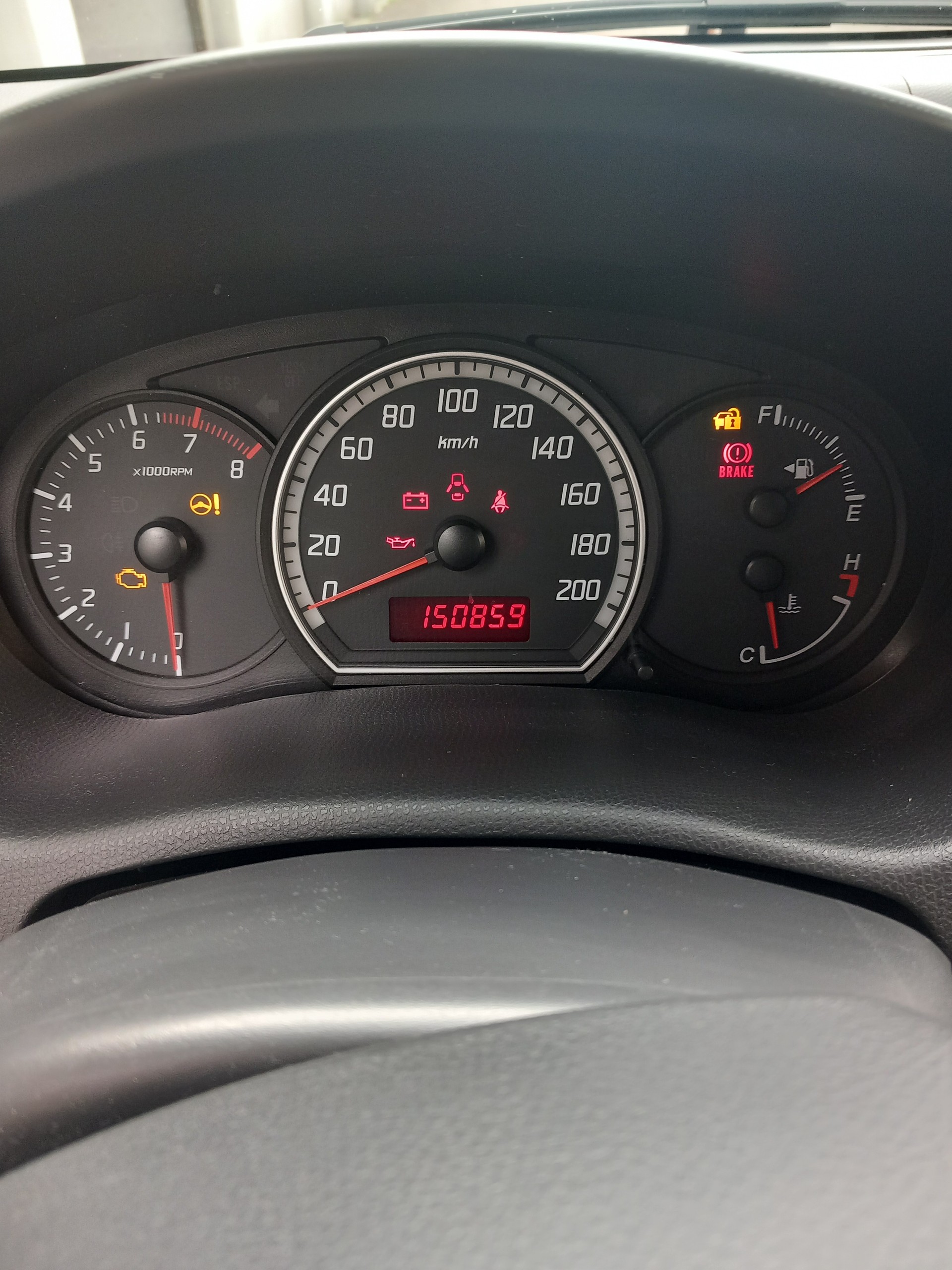 SUZUKI Swift 1.5i 16V VVT GL Top-showroom-element-3