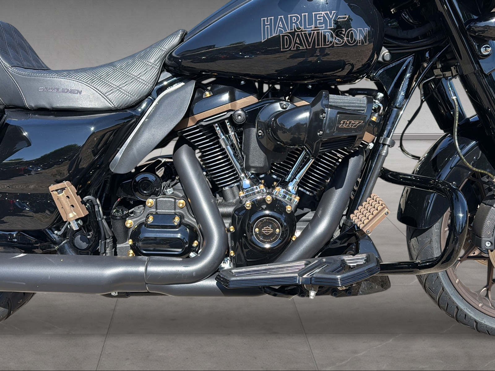 HARLEY-DAVIDSON FLHXST Street Glide ST 117-image-4