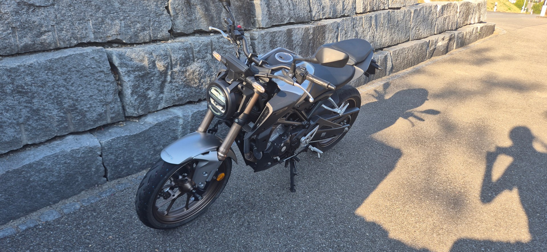 HONDA CB 125 R-image-1