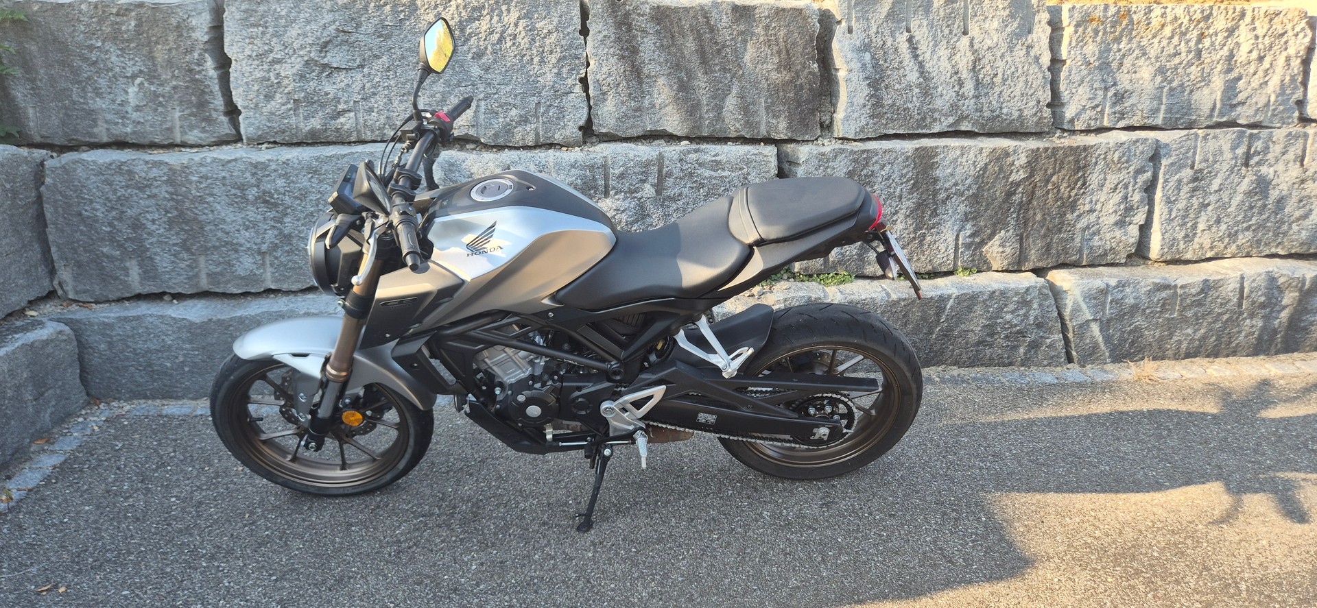 HONDA CB 125 R-image-0