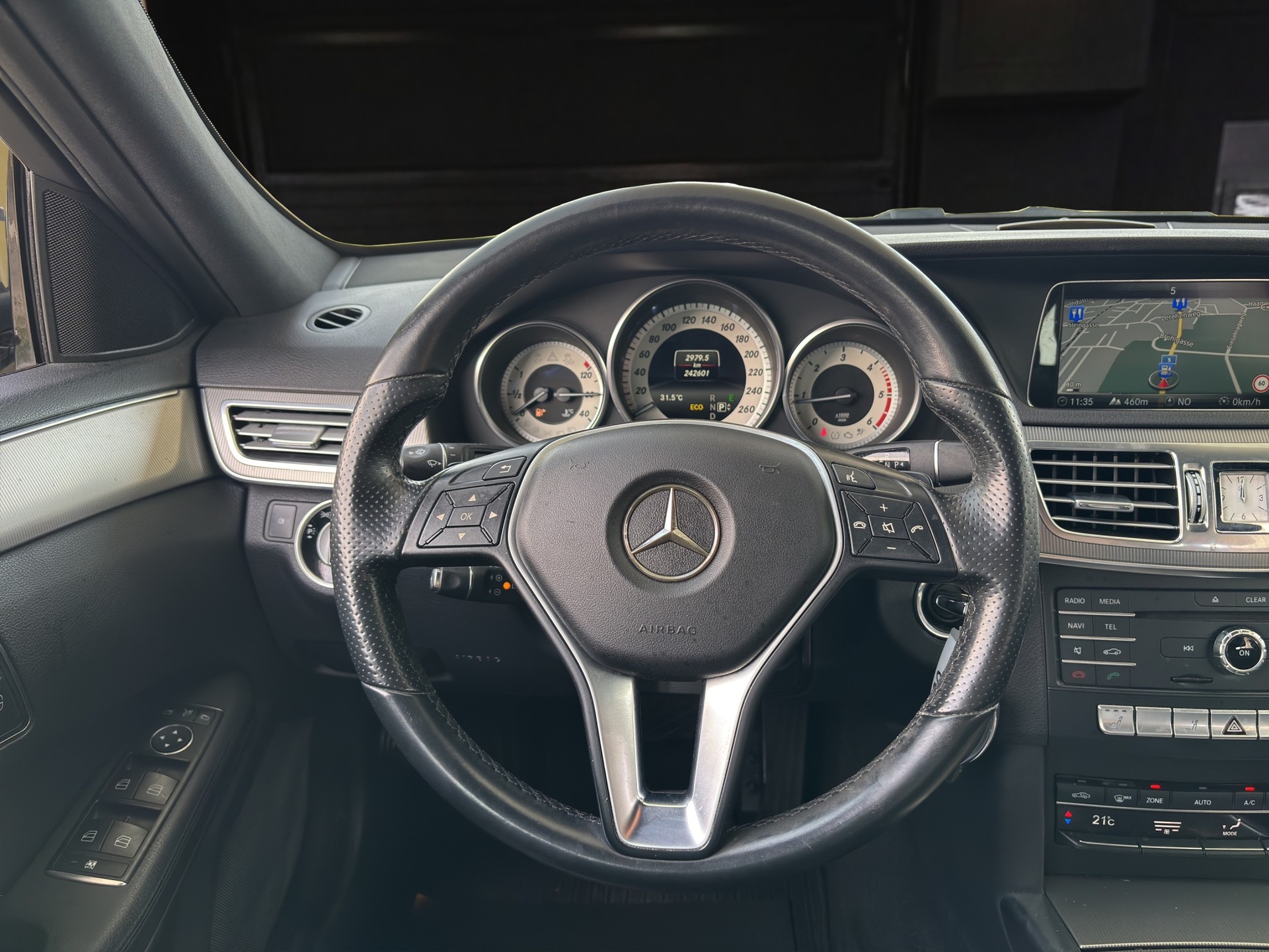 MERCEDES-BENZ E 200 CDI BlueTec Avantgarde Kombi-image-12