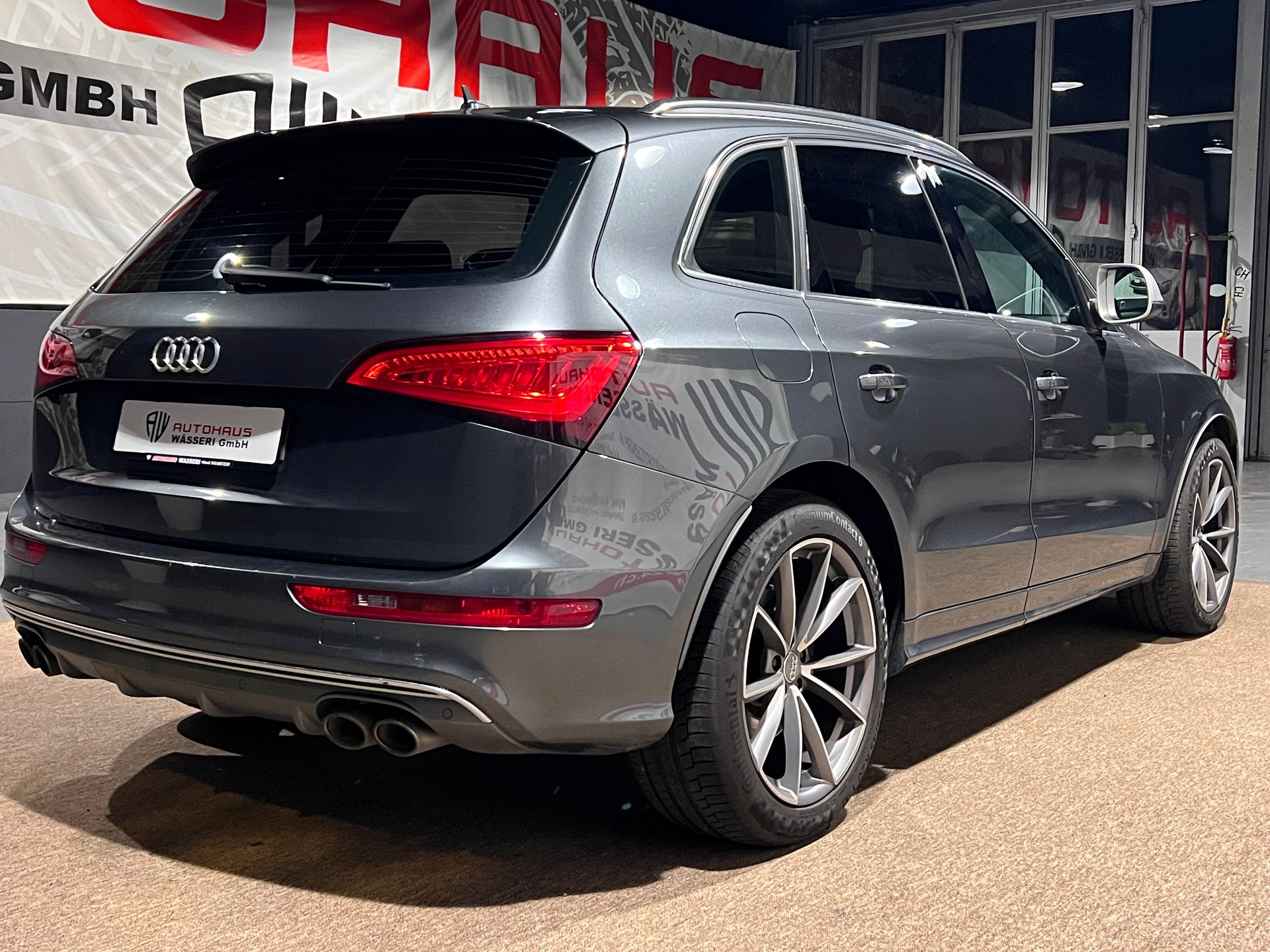 AUDI SQ5 3.0 TDI quattro tiptronic-showroom-element-2