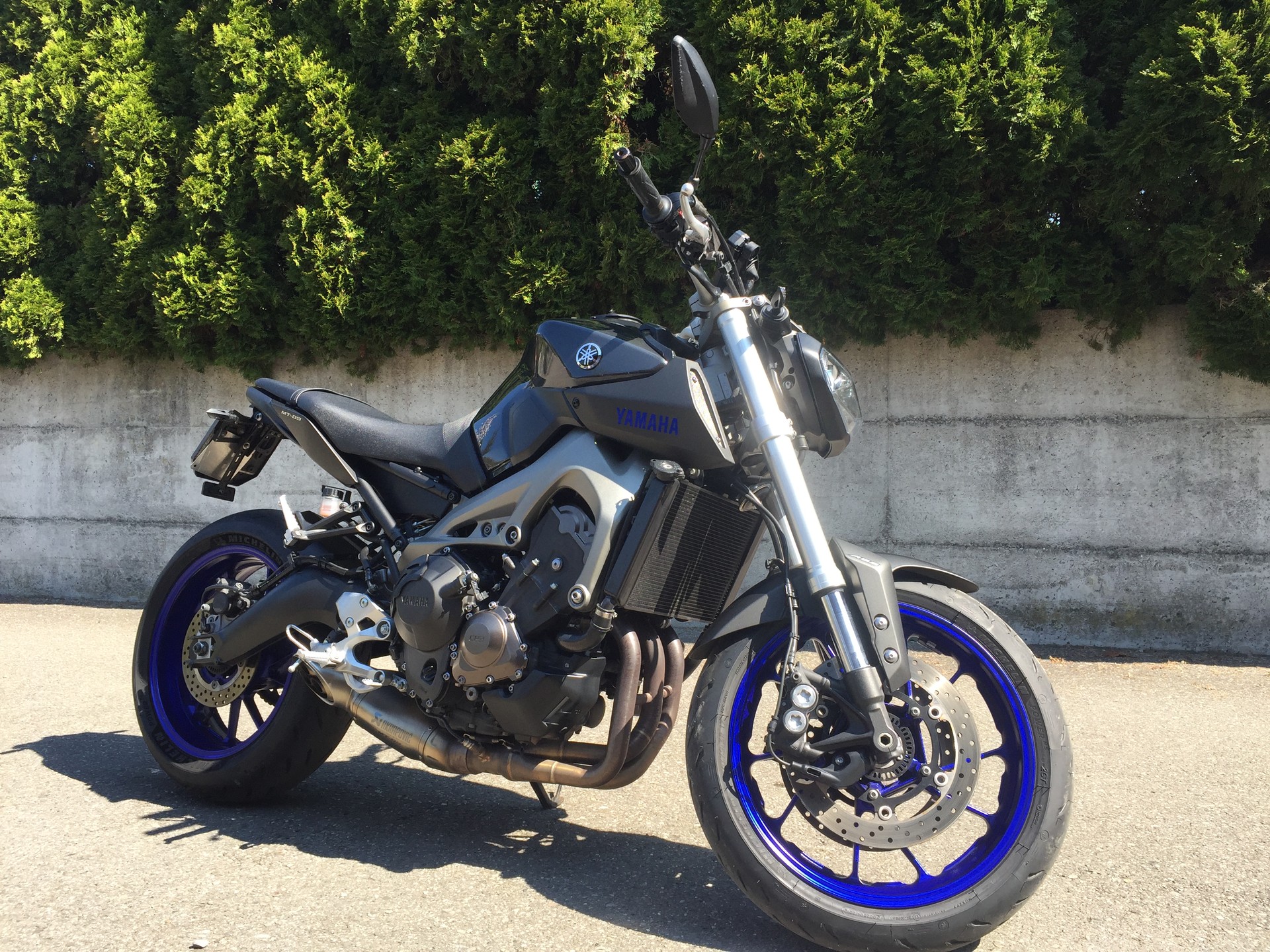 YAMAHA MT-09 ABS-image-1