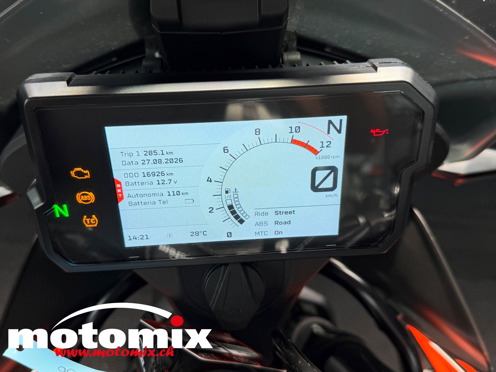KTM 890 Adventure-image-4