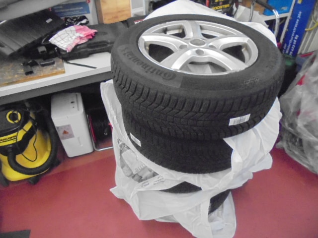 AUDI Q7 4.2 TDI quattro tiptronic-image-9