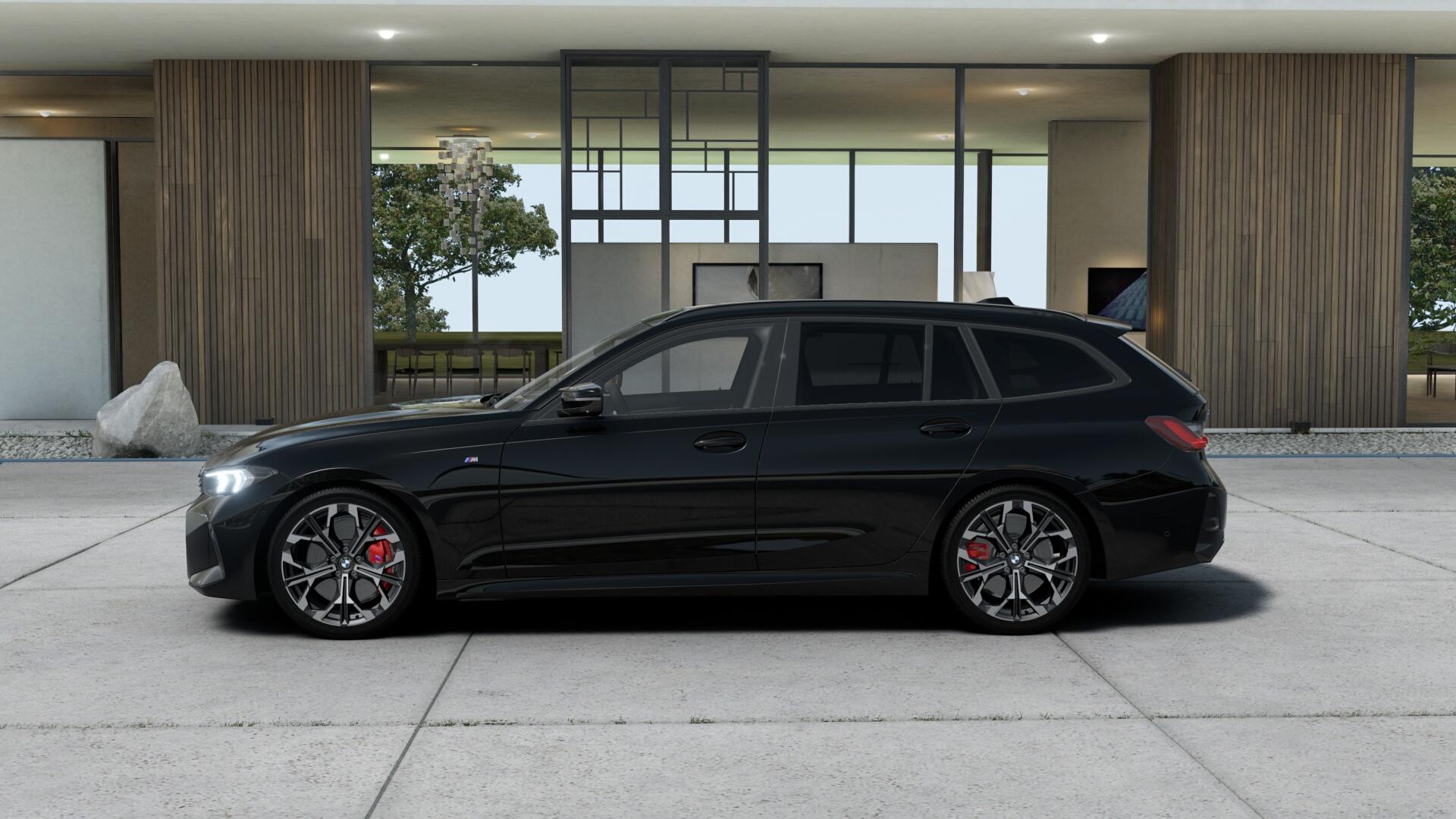 BMW M340i xDrive Touring-showroom-element-1