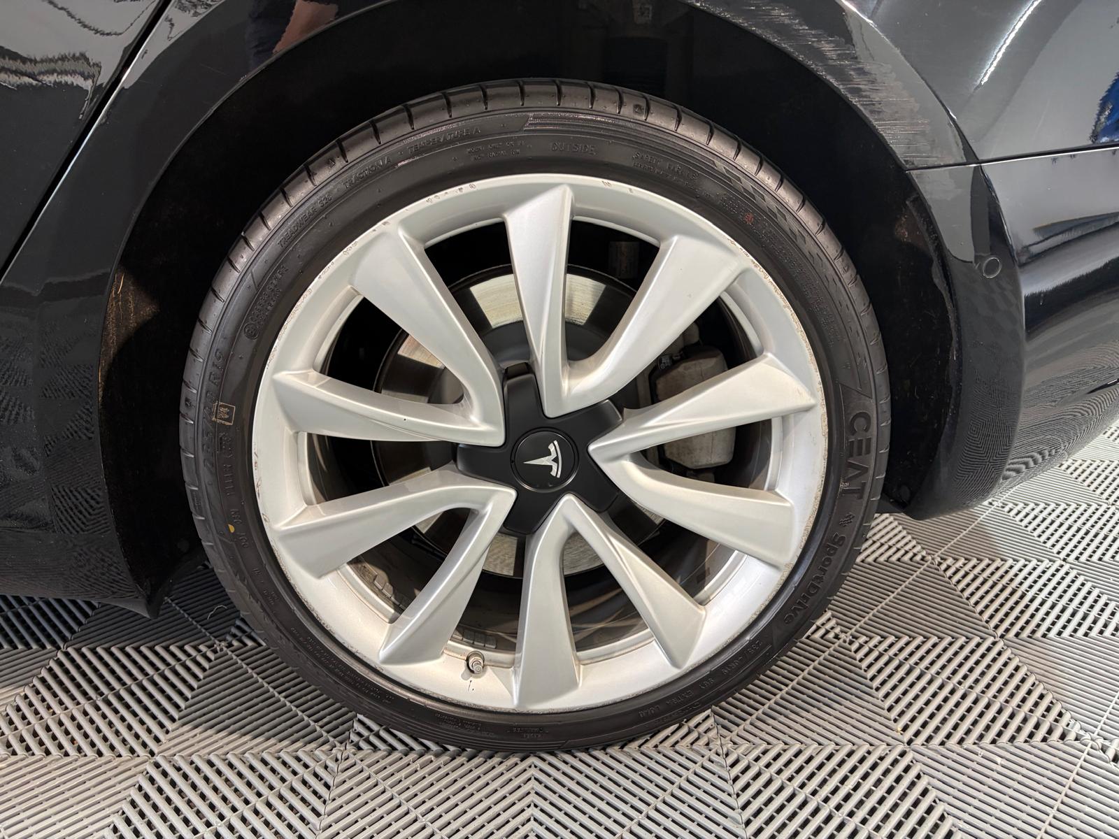 TESLA Model 3 Long Range Dual Motor AWD-image-25