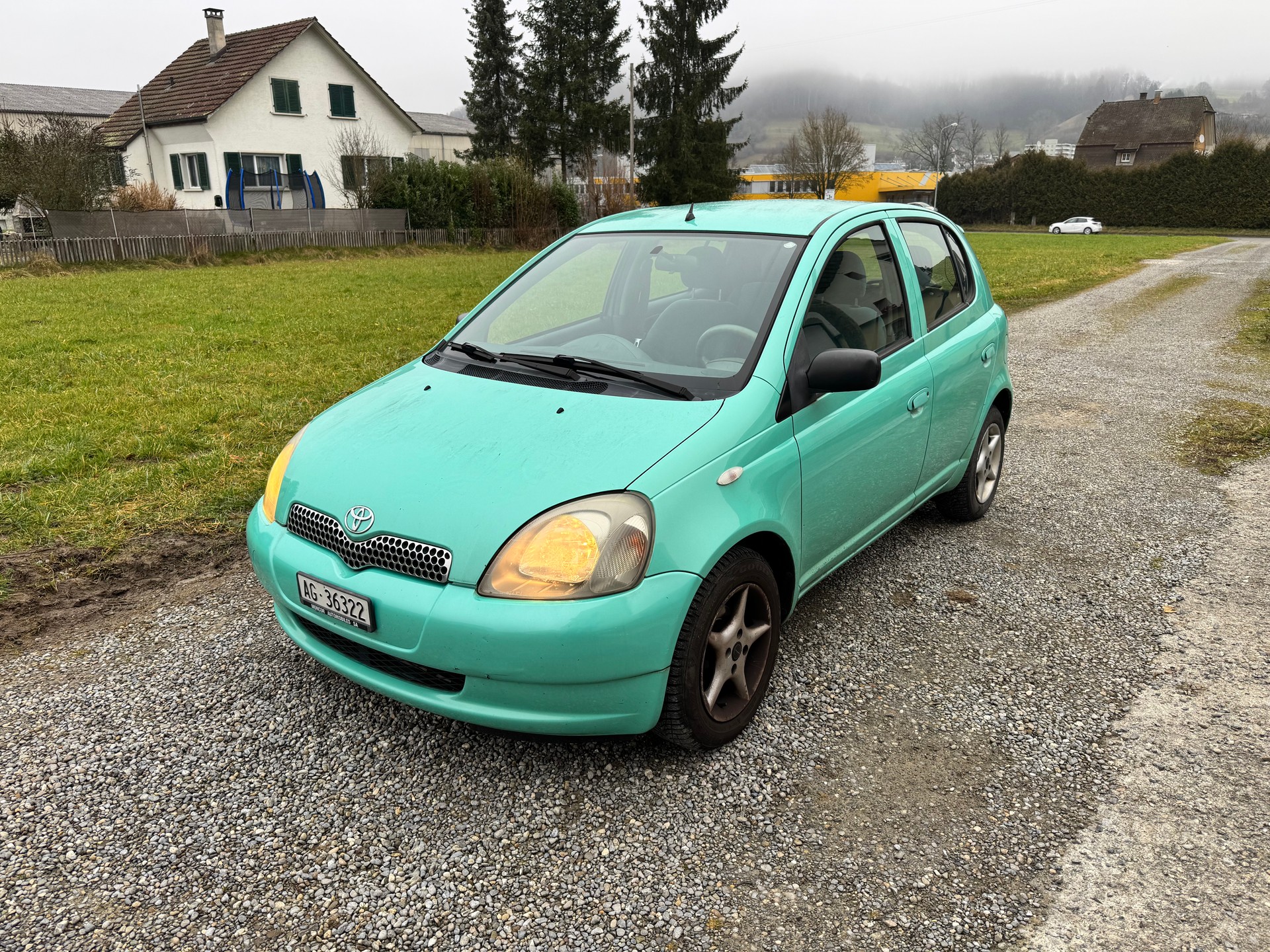 TOYOTA Yaris 1.3 Linea Sol