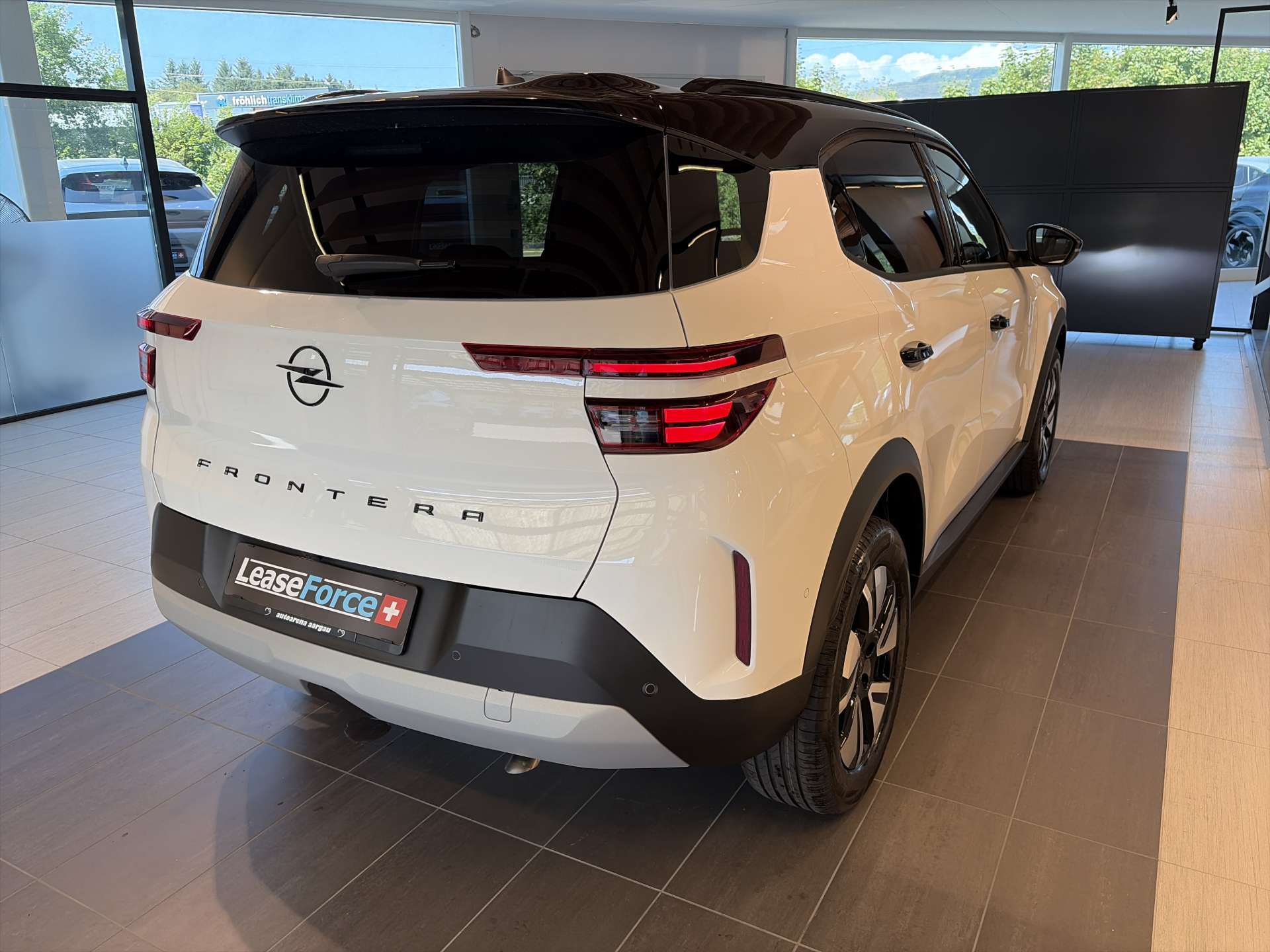 OPEL Frontera 1.2i MHEV Ultimate Automat-showroom-element-2