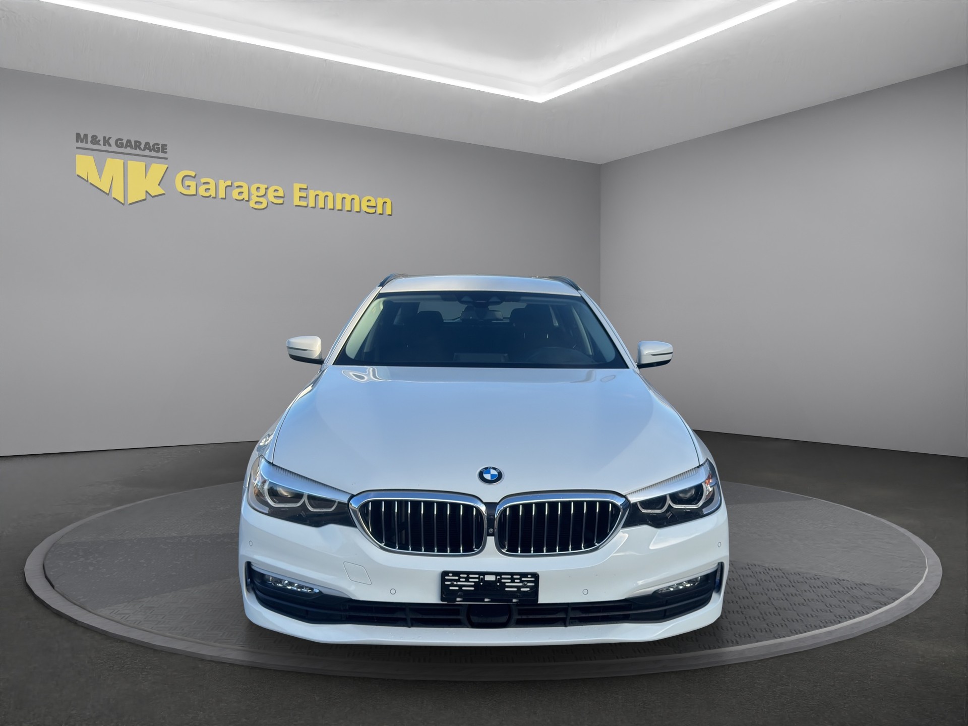 BMW 520d xDrive Touring Steptronic-image-7