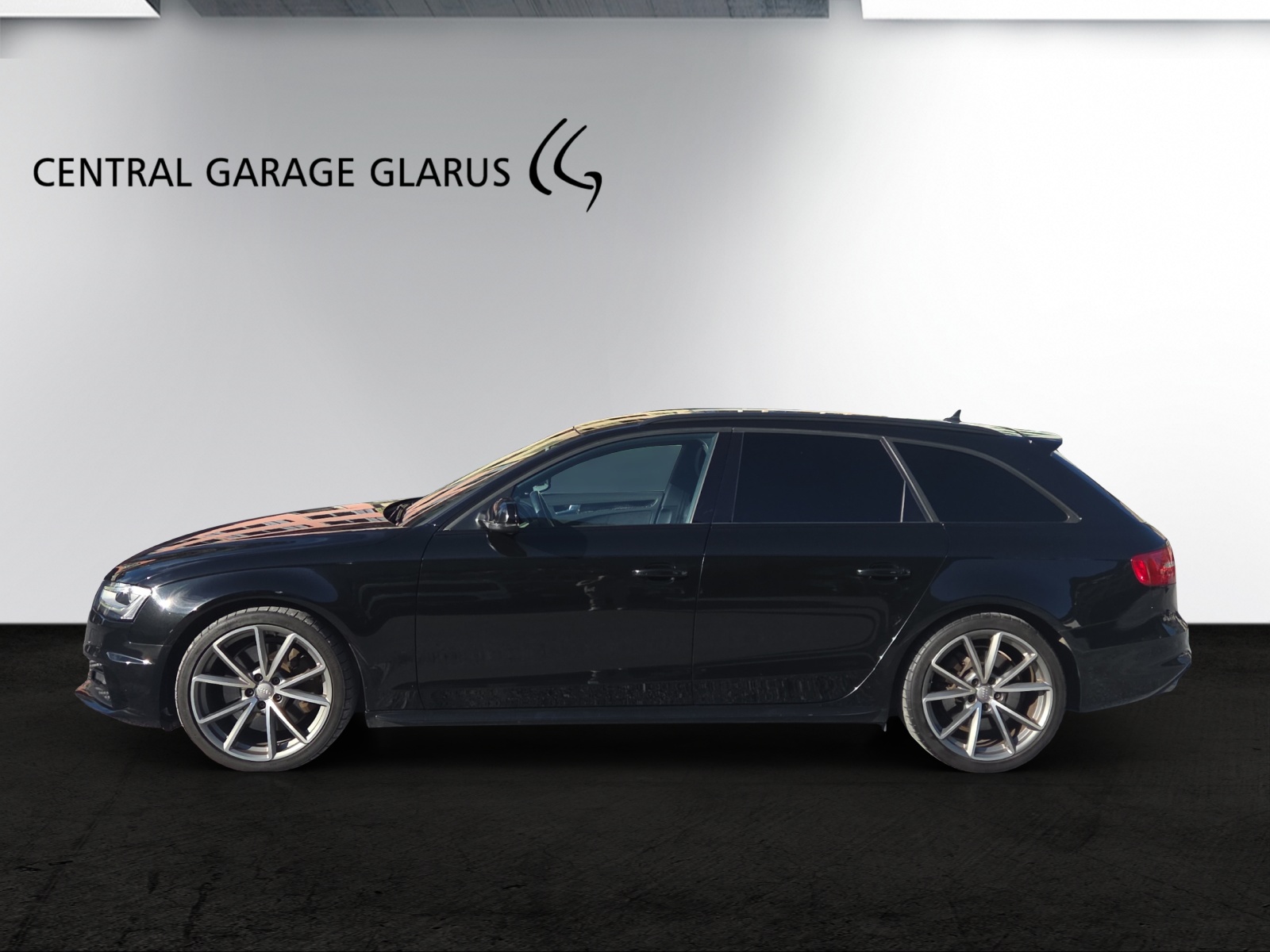AUDI A4 Avant 3.0 TDI clean diesel quattro s-tronic-showroom-element-3