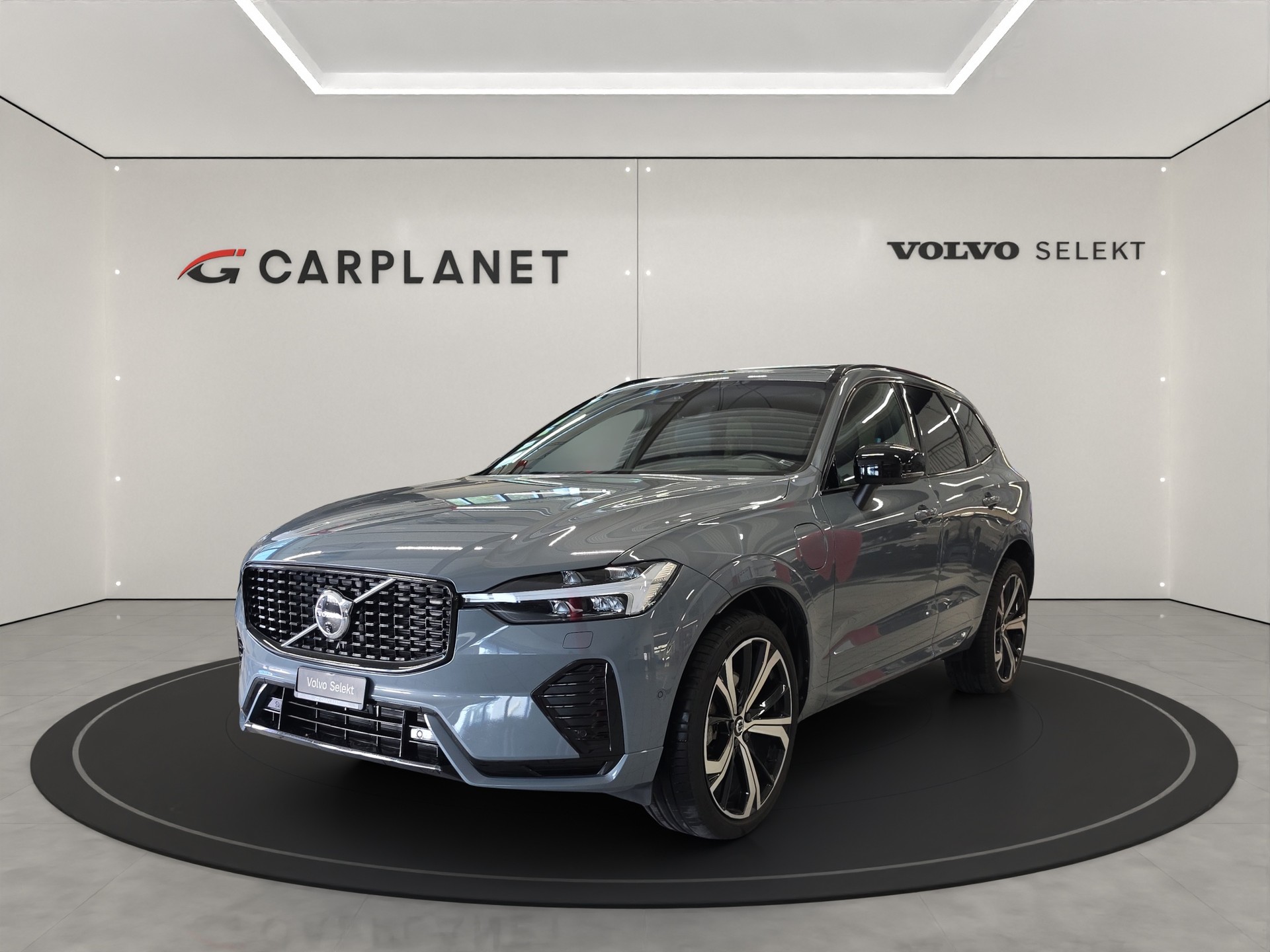 VOLVO XC60 2.0 T8 Ultimate Dark eAWD