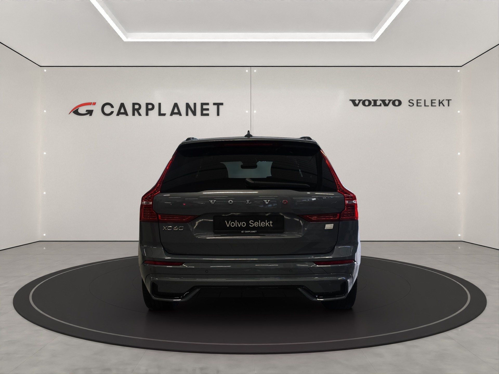 VOLVO XC60 2.0 T8 Ultimate Dark eAWD-showroom-element-1