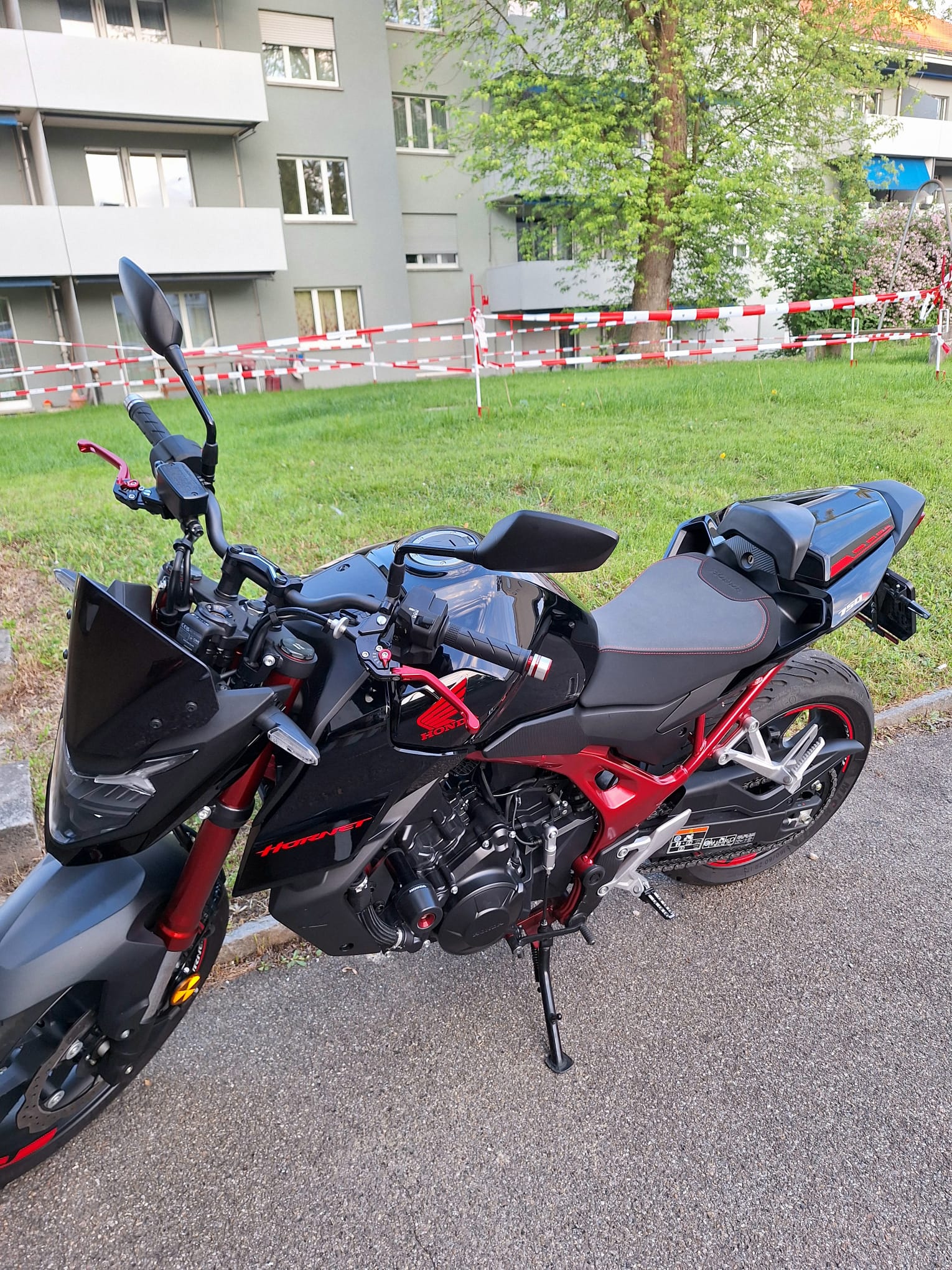 HONDA CB 750 Hornet (35kW)-image-1
