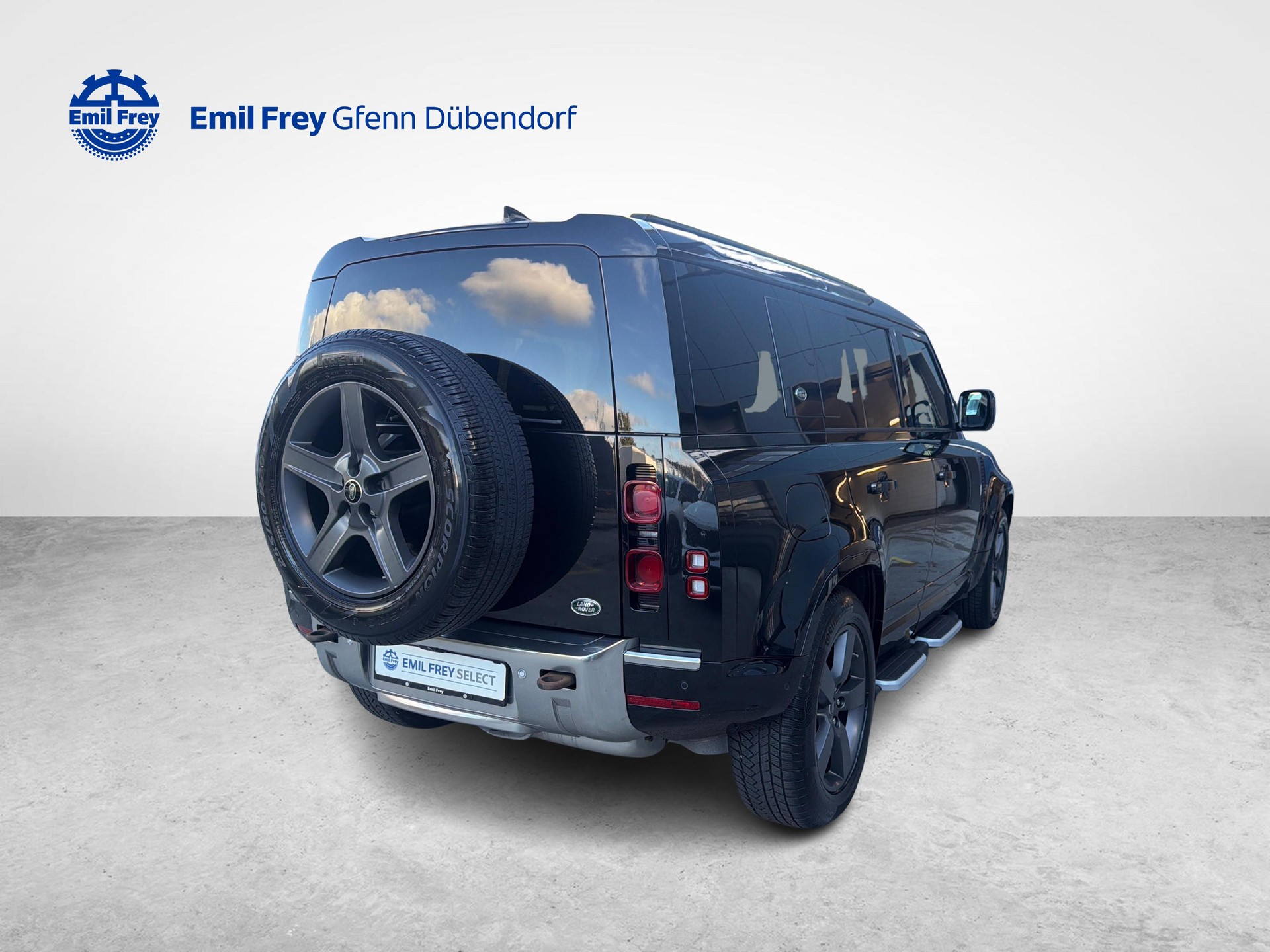 LAND ROVER Defender 110 3.0 D I6 250 SE-showroom-element-1