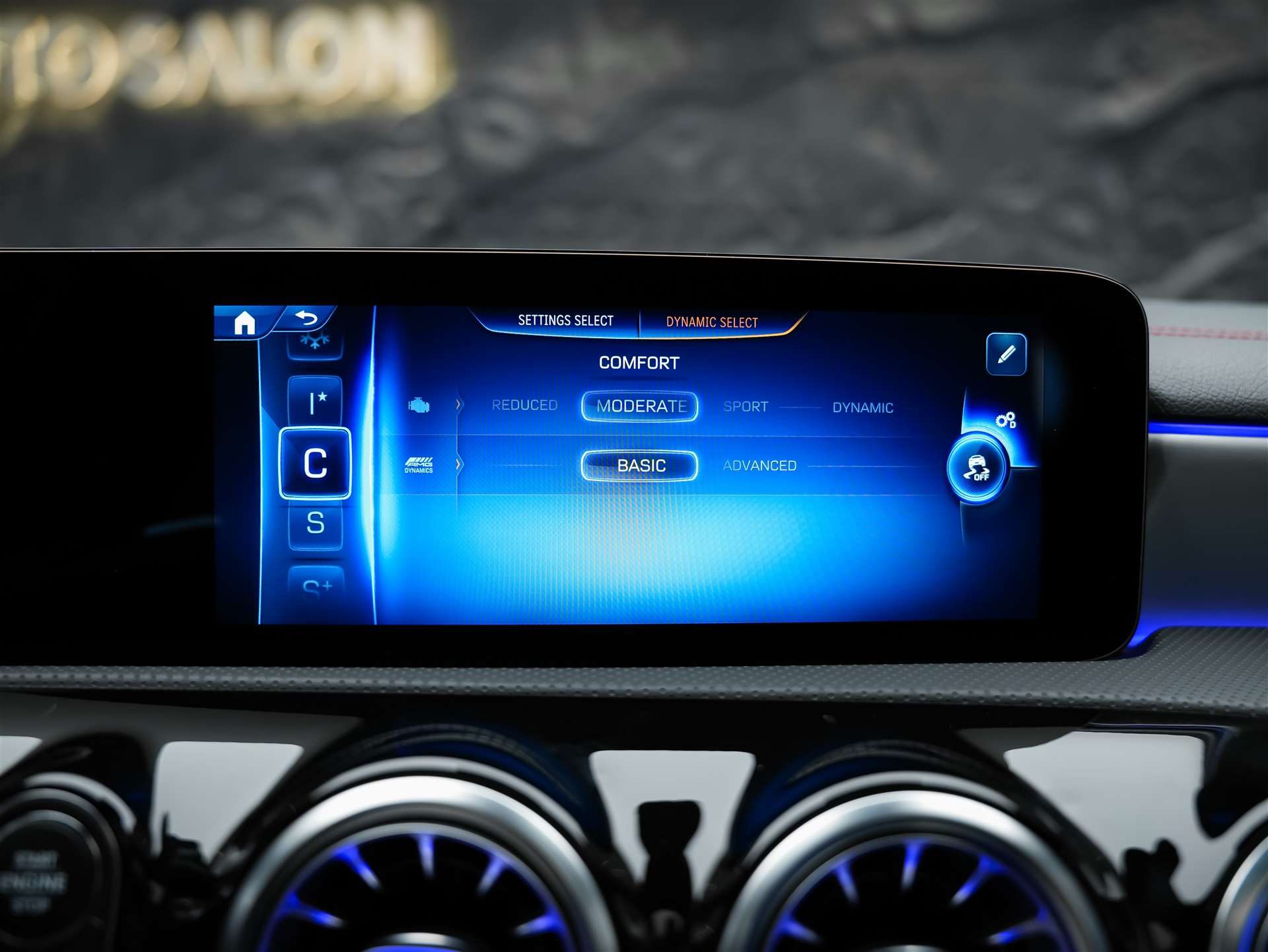 MERCEDES-BENZ CLA 35 AMG 4Matic 8G-DCT *Werksgarantie*Panorama*-image-26