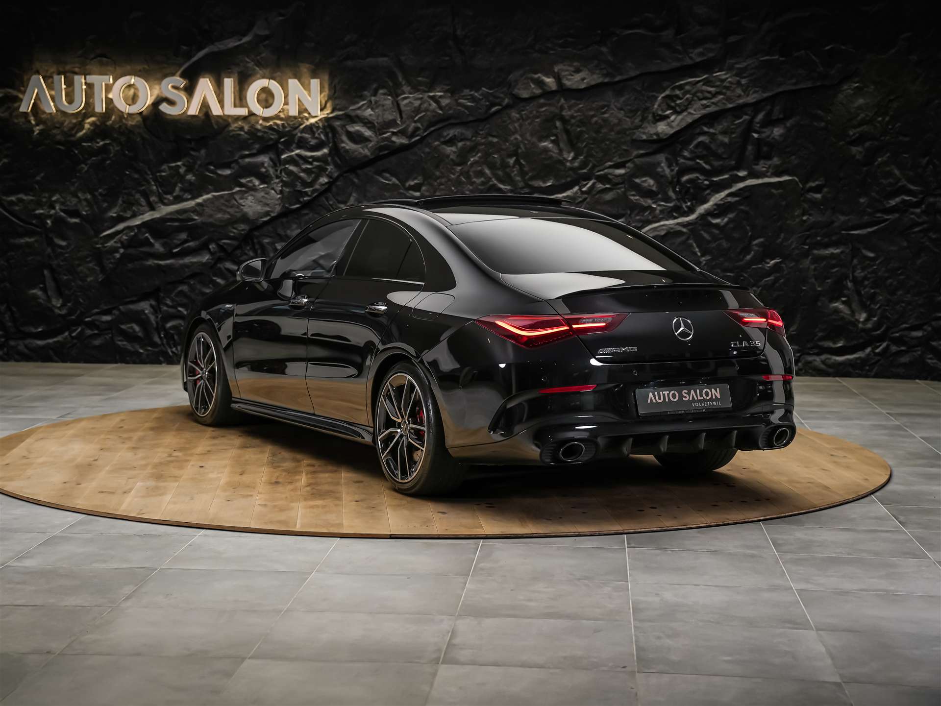MERCEDES-BENZ CLA 35 AMG 4Matic 8G-DCT *Werksgarantie*Panorama*-showroom-element-2