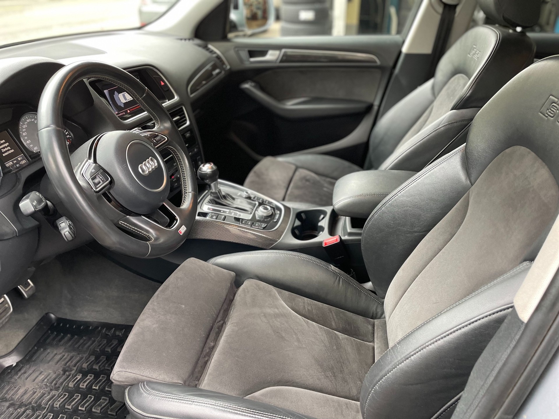 AUDI SQ5 3.0 TDI quattro tiptronic-image-5