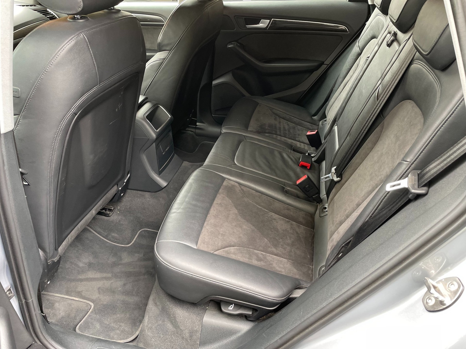 AUDI SQ5 3.0 TDI quattro tiptronic-image-6