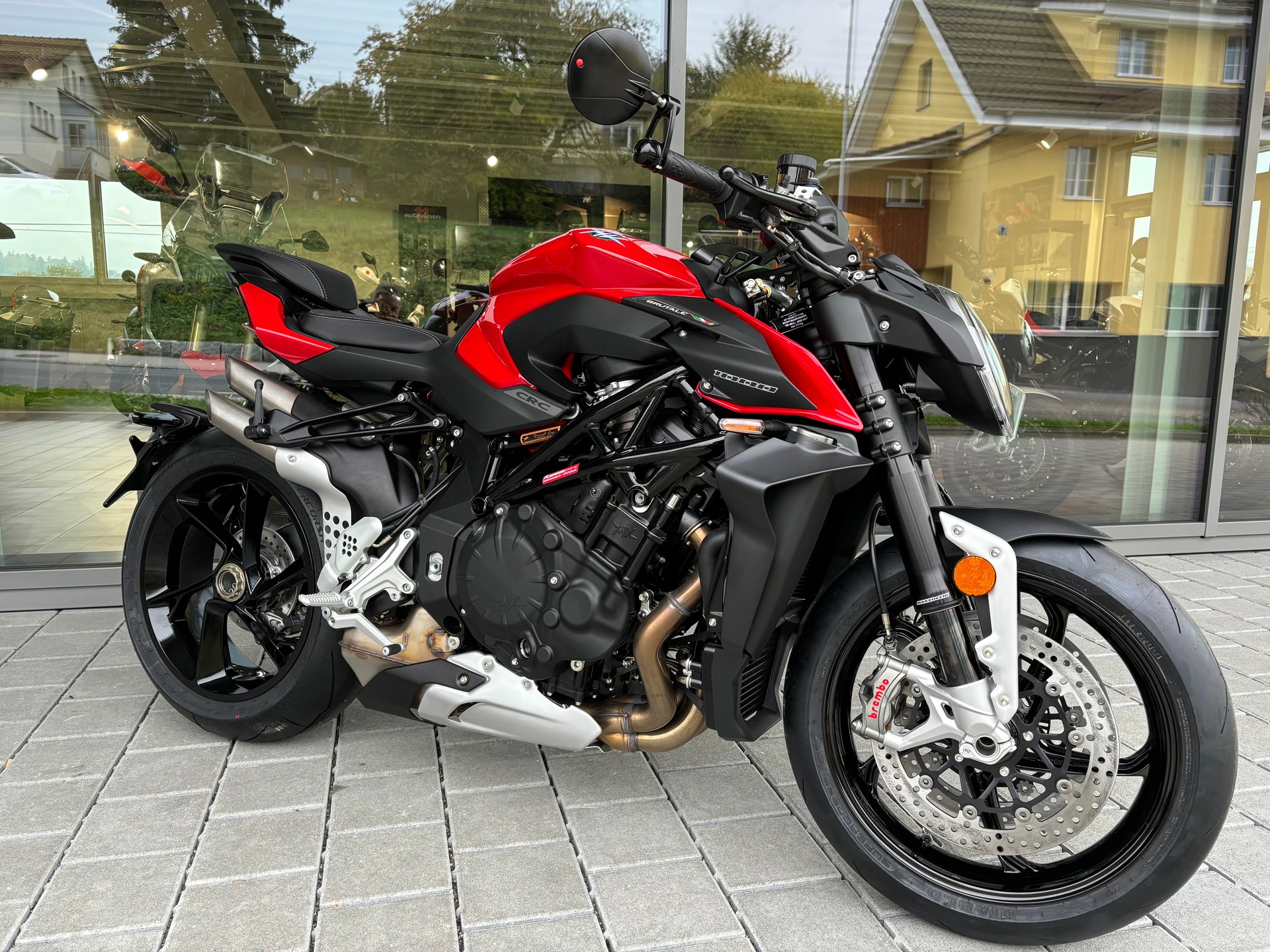 MV AGUSTA B4 Brutale 1000