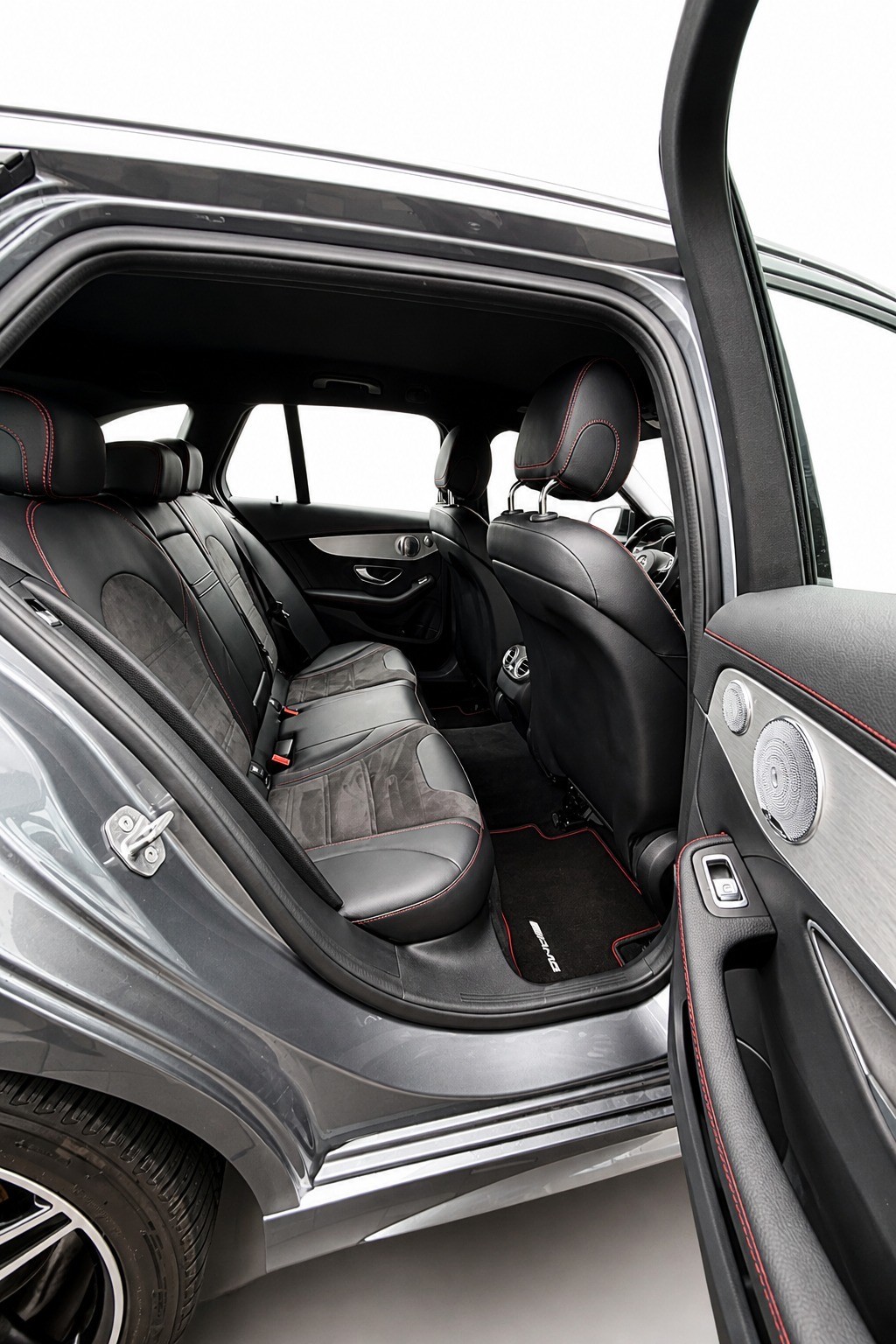 MERCEDES-BENZ C 43 AMG 4Matic 9G-Tronic-image-17