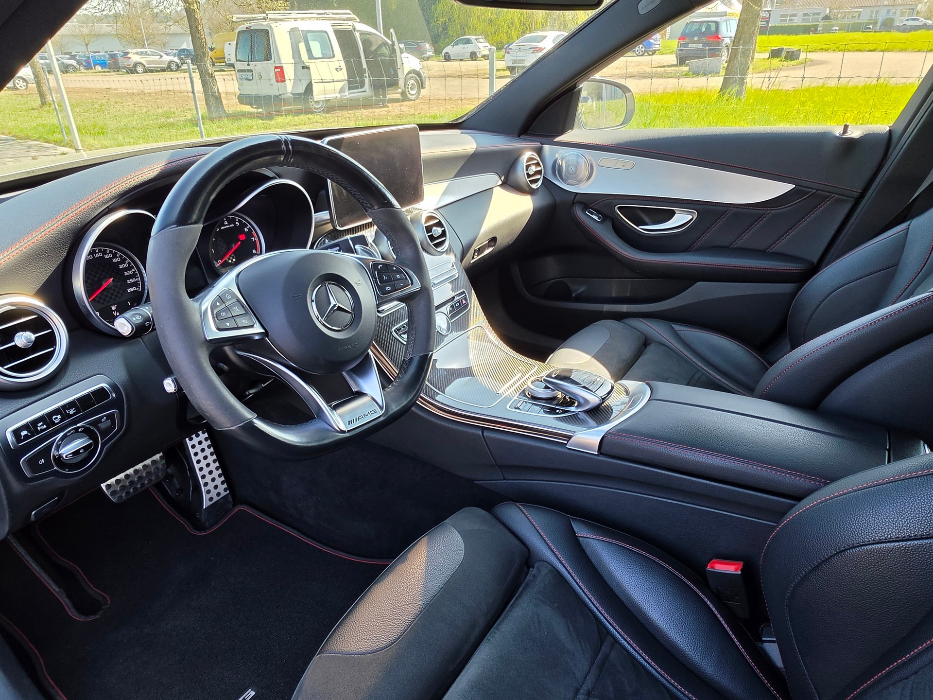 MERCEDES-BENZ C 43 AMG 4Matic 9G-Tronic-image-12