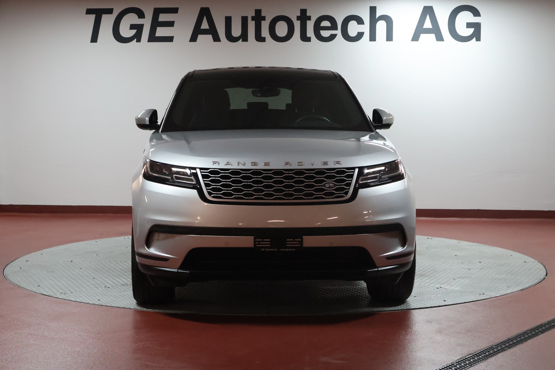 LAND ROVER Range Rover Velar P 250 Automatic-showroom-element-1