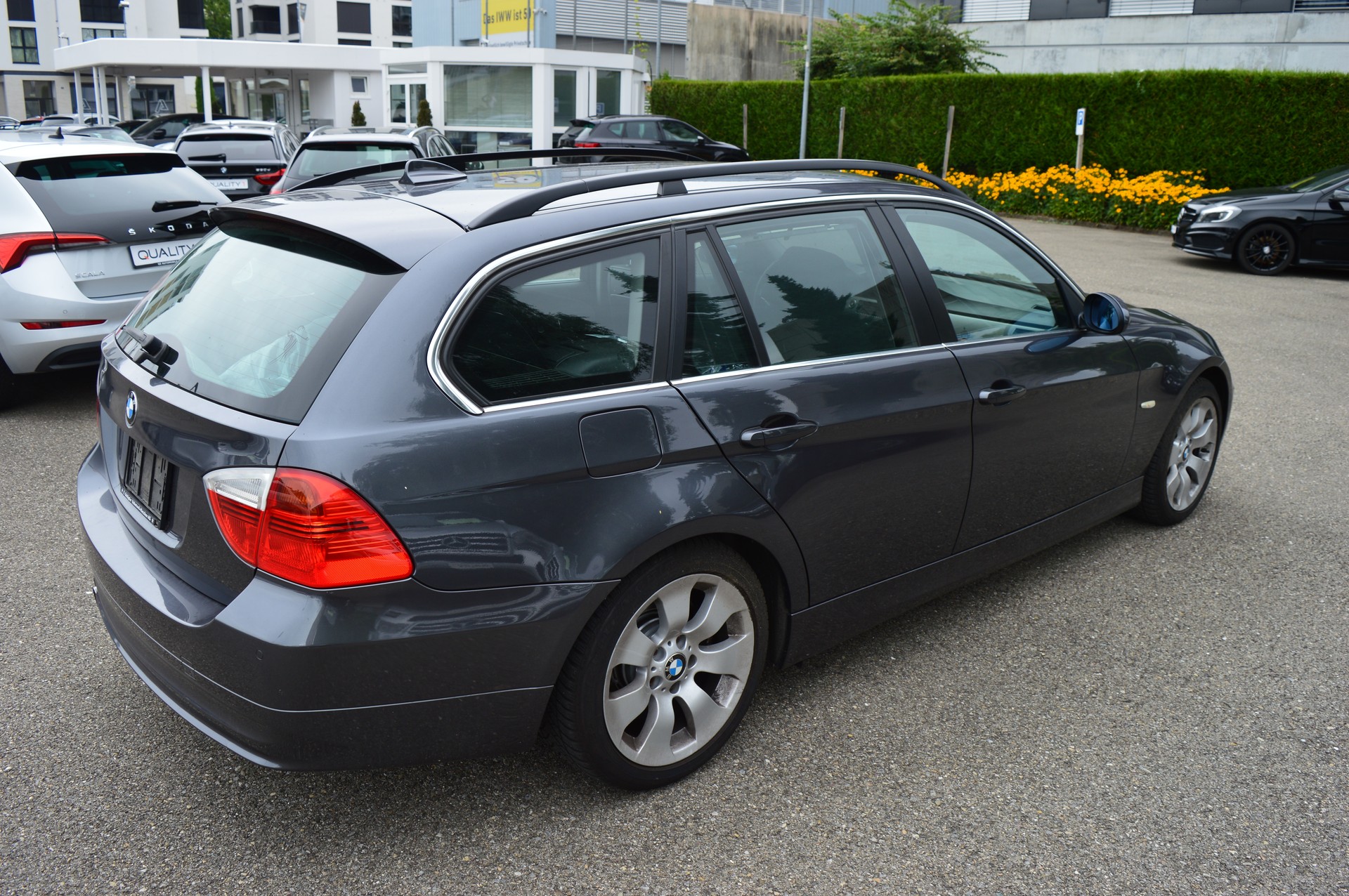 BMW 325xi Touring more4you-image-6