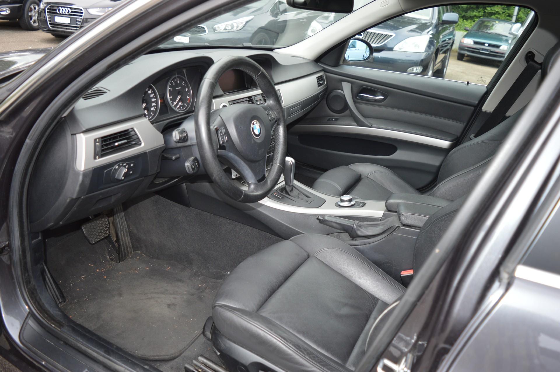 BMW 325xi Touring more4you-image-15