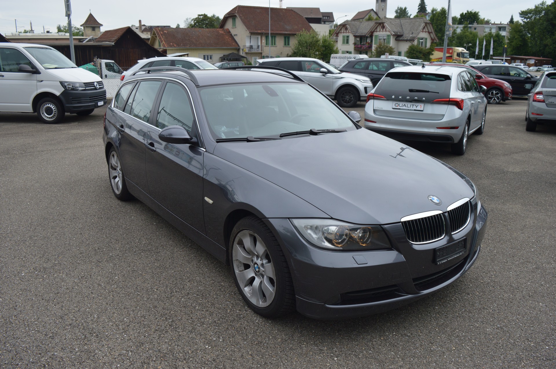 BMW 325xi Touring more4you-showroom-element-2
