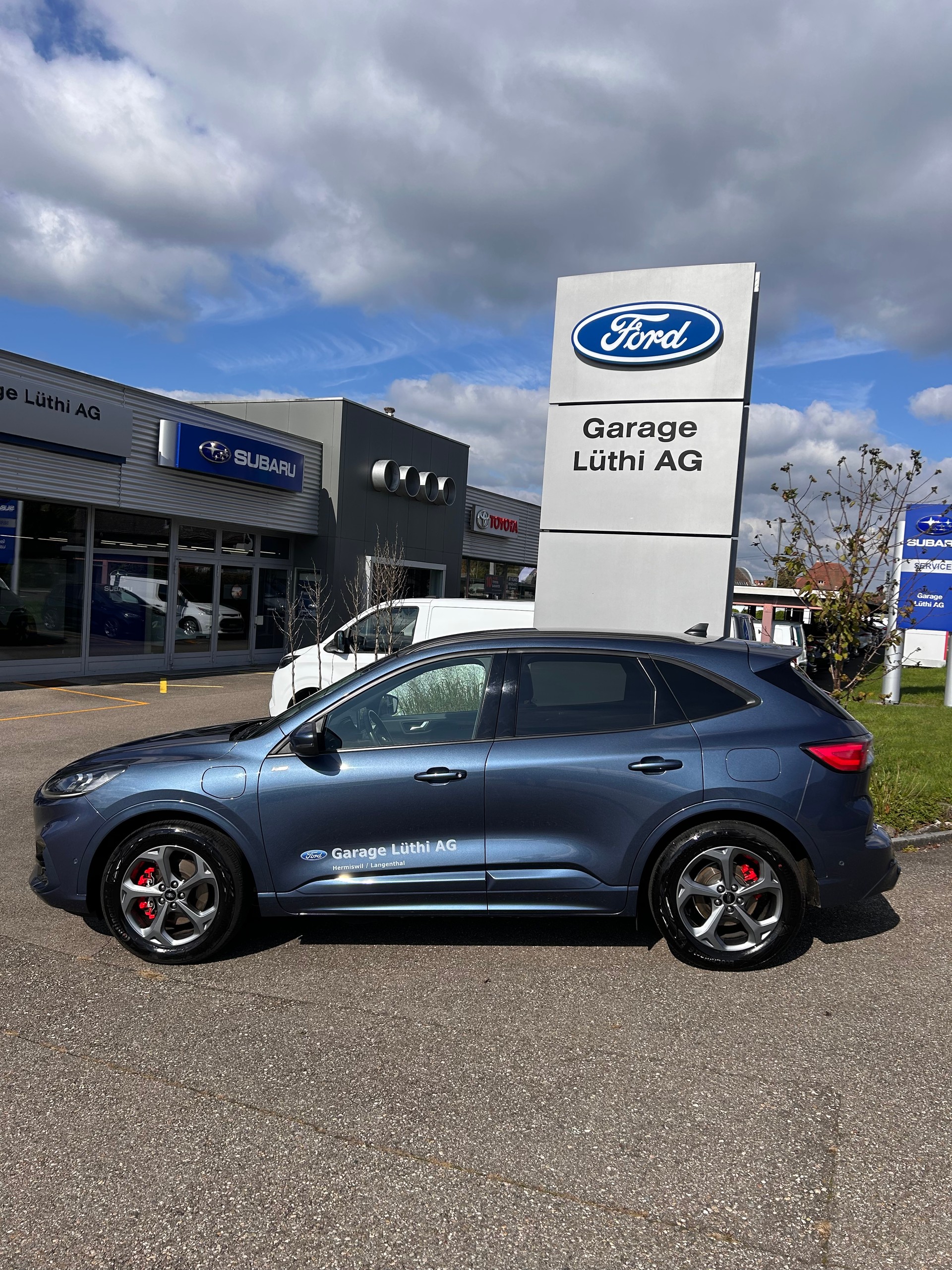 FORD Kuga 2.5 PHEV ST-Line X 2WD