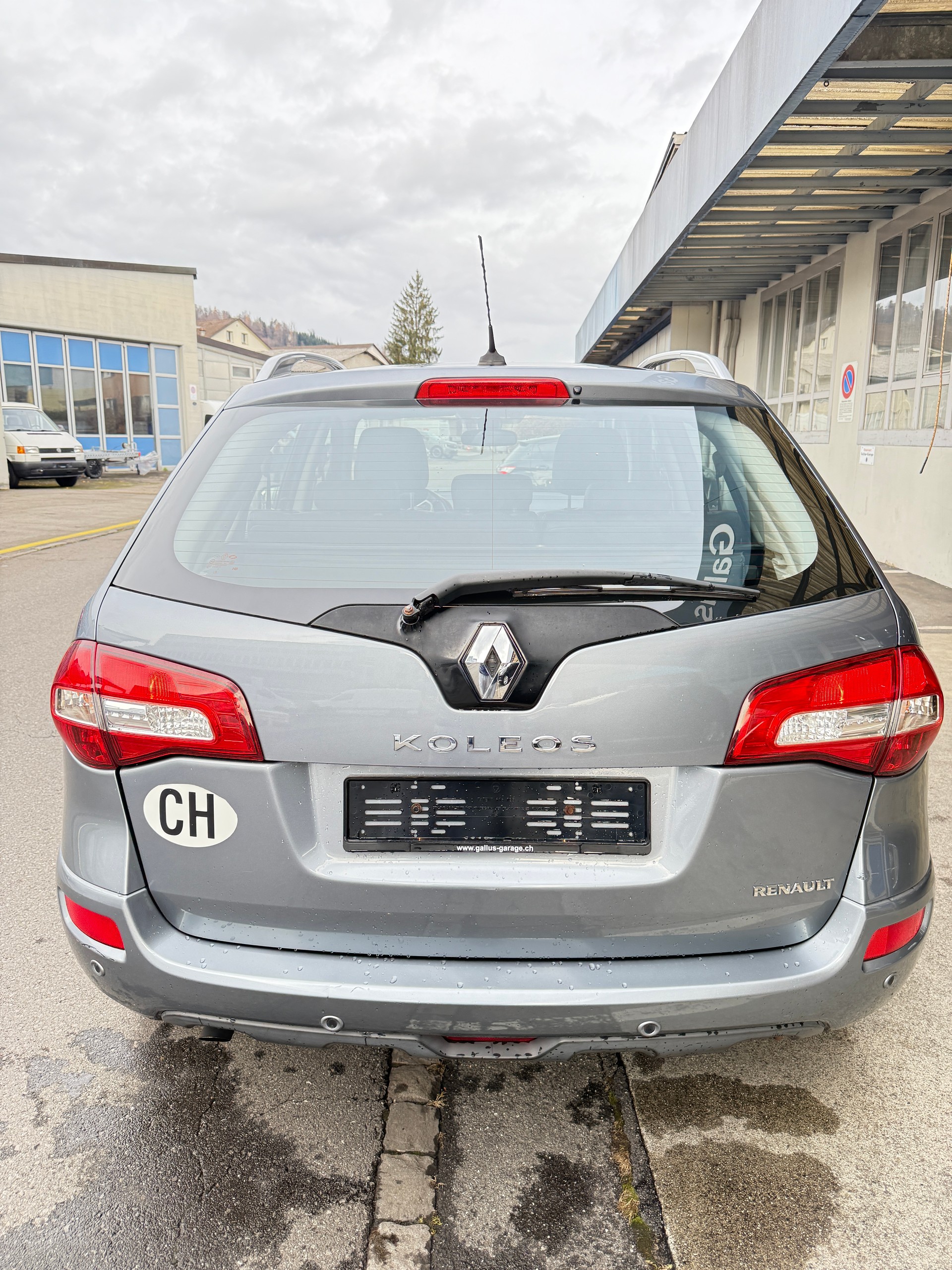 RENAULT Koleos 2.5 Dynamique Elégance 4x4-image-2