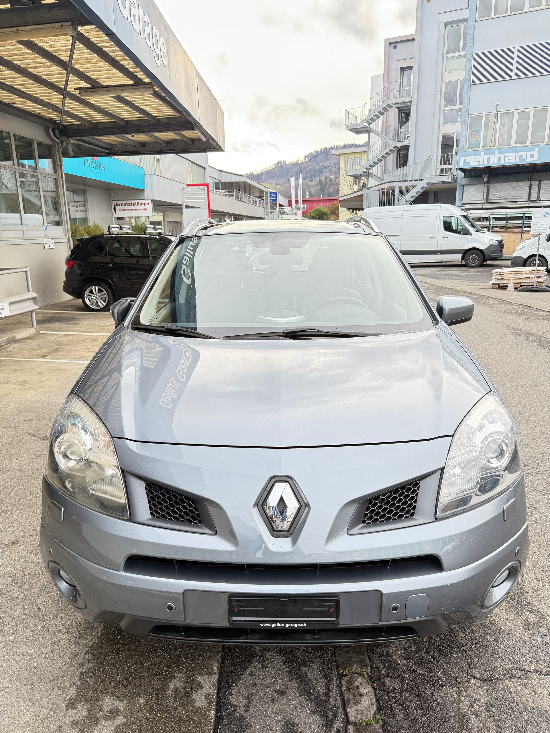 RENAULT Koleos 2.5 Dynamique Elégance 4x4-image-4