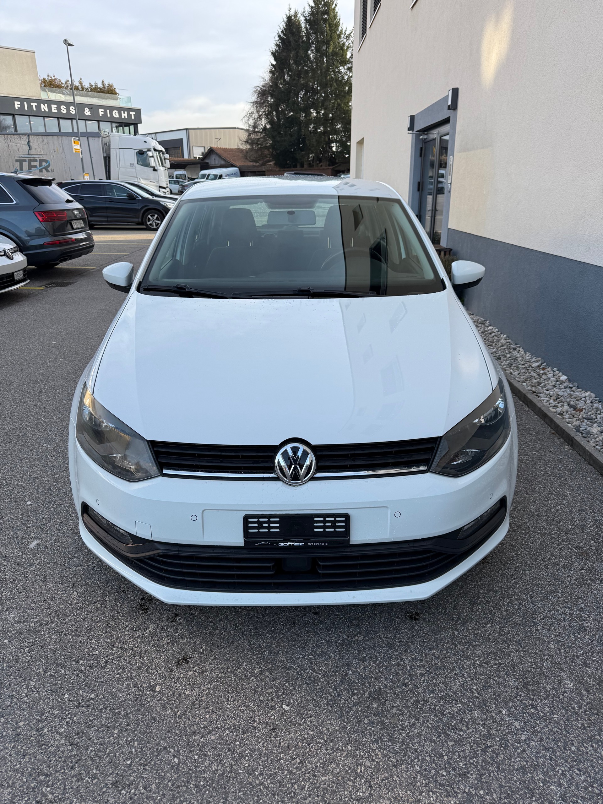 VW Polo 1.0 BMT Trendline-showroom-element-1