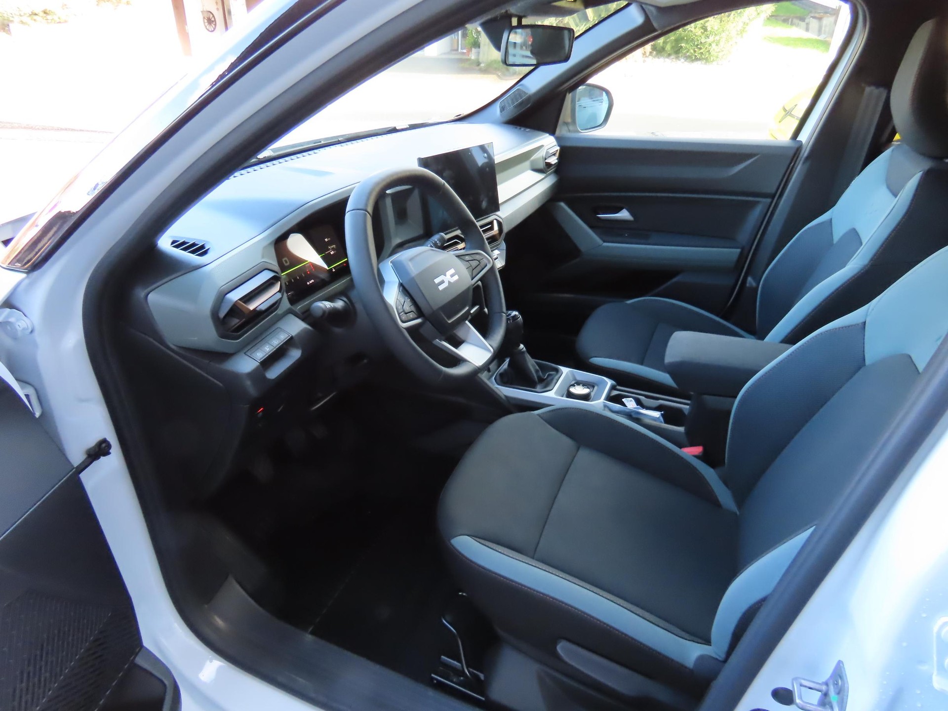 DACIA Bigster 1.2 TCe Extreme 4WD-image-6