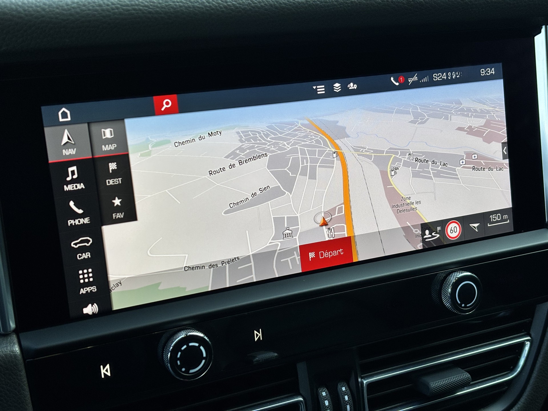 PORSCHE Macan PDK-image-29