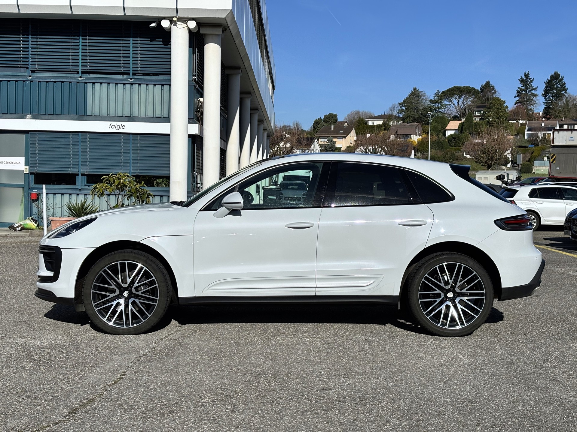 PORSCHE Macan PDK-image-5