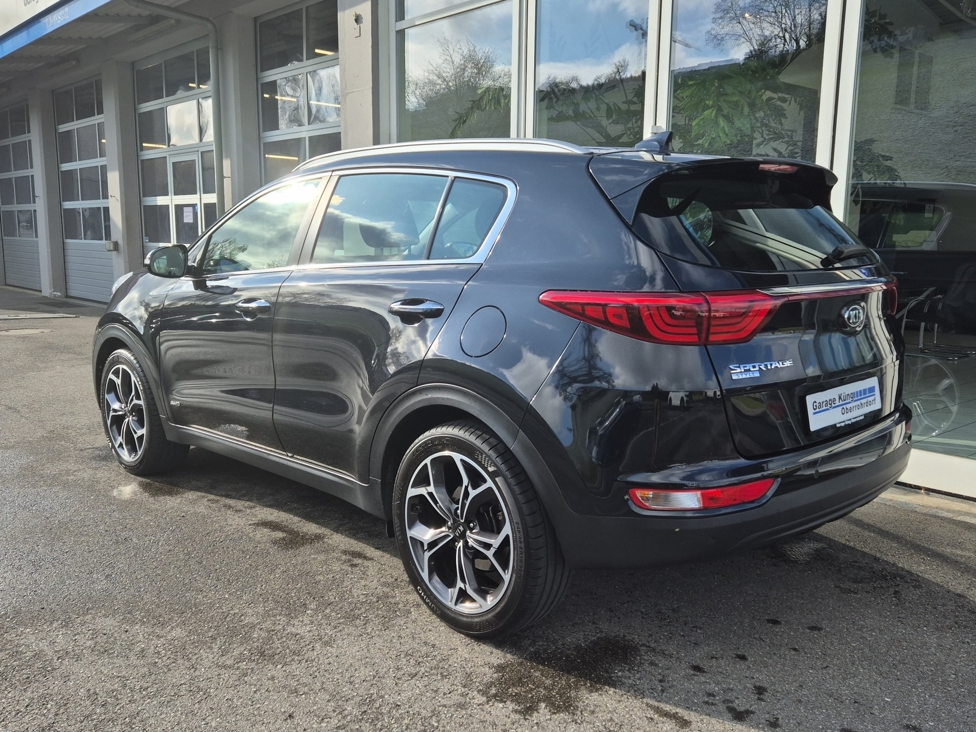 KIA Sportage 2.0CRDi Style 4WD Automat-showroom-element-3