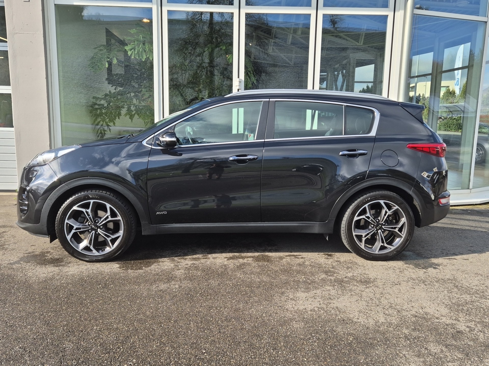 KIA Sportage 2.0CRDi Style 4WD Automat-showroom-element-2