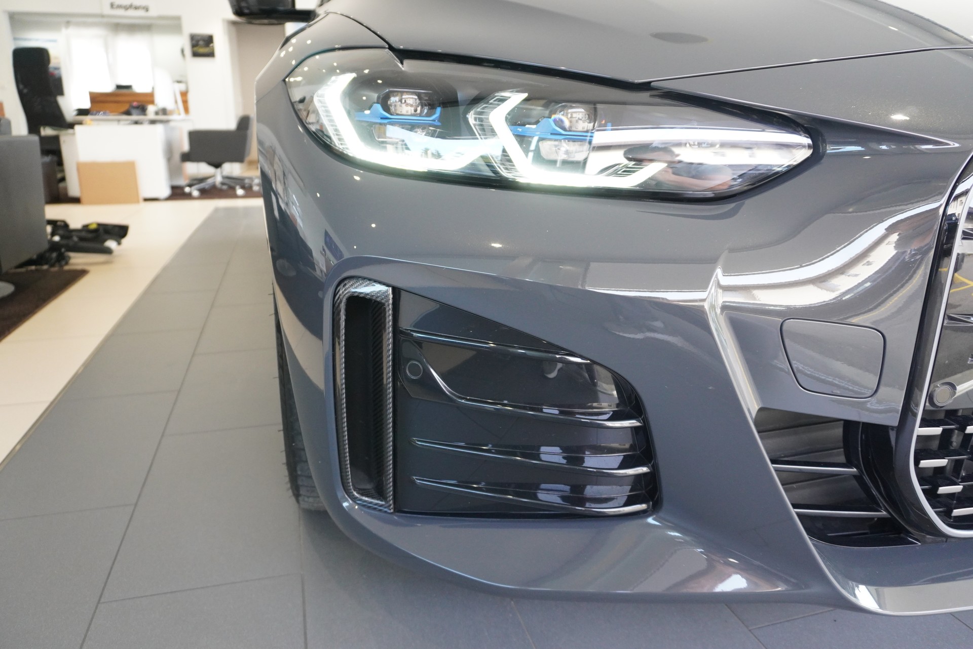 BMW i4 M50 M Sport Pro-image-19