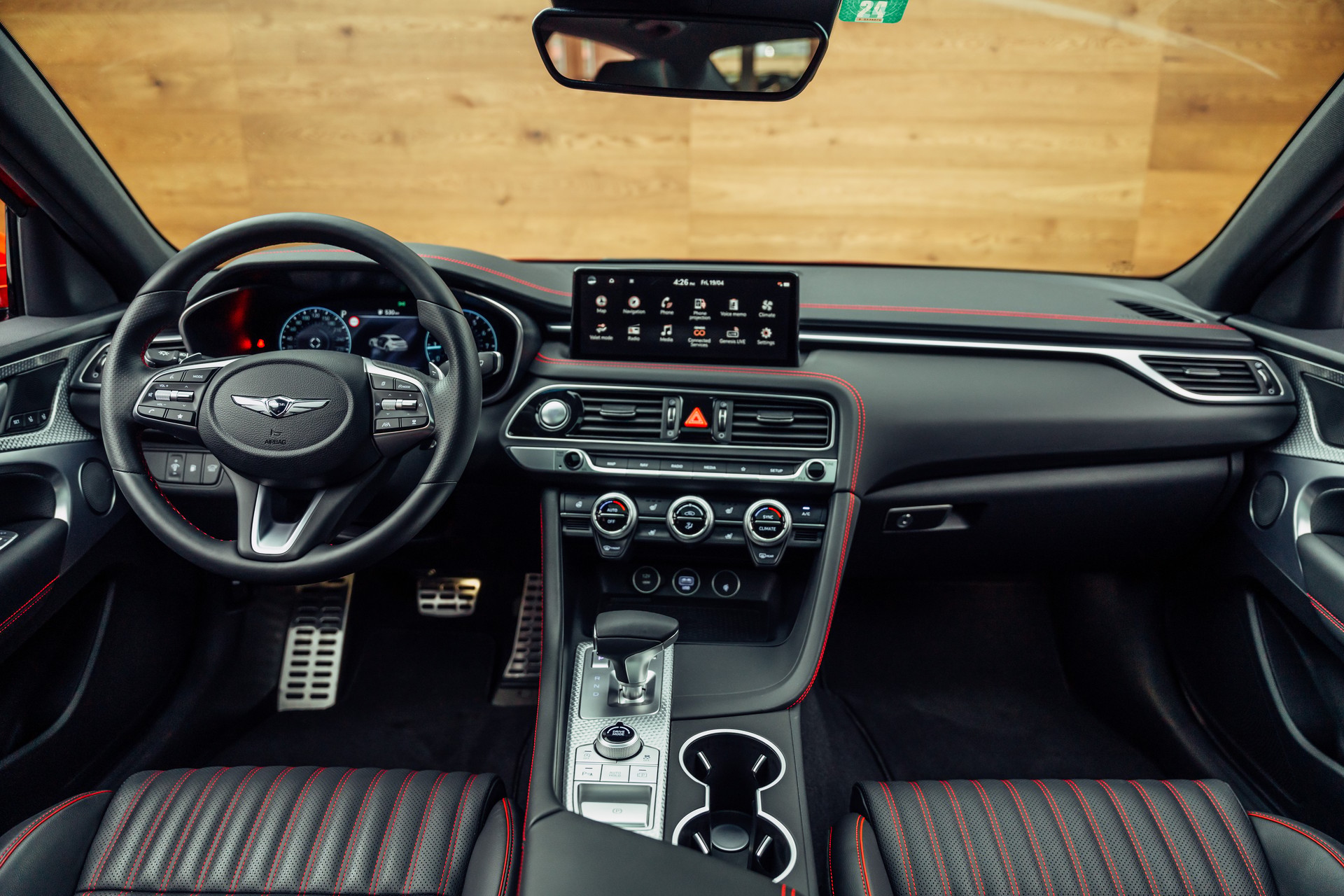 GENESIS G70 2.2 CRDI Sport AT8 AWD-image-4